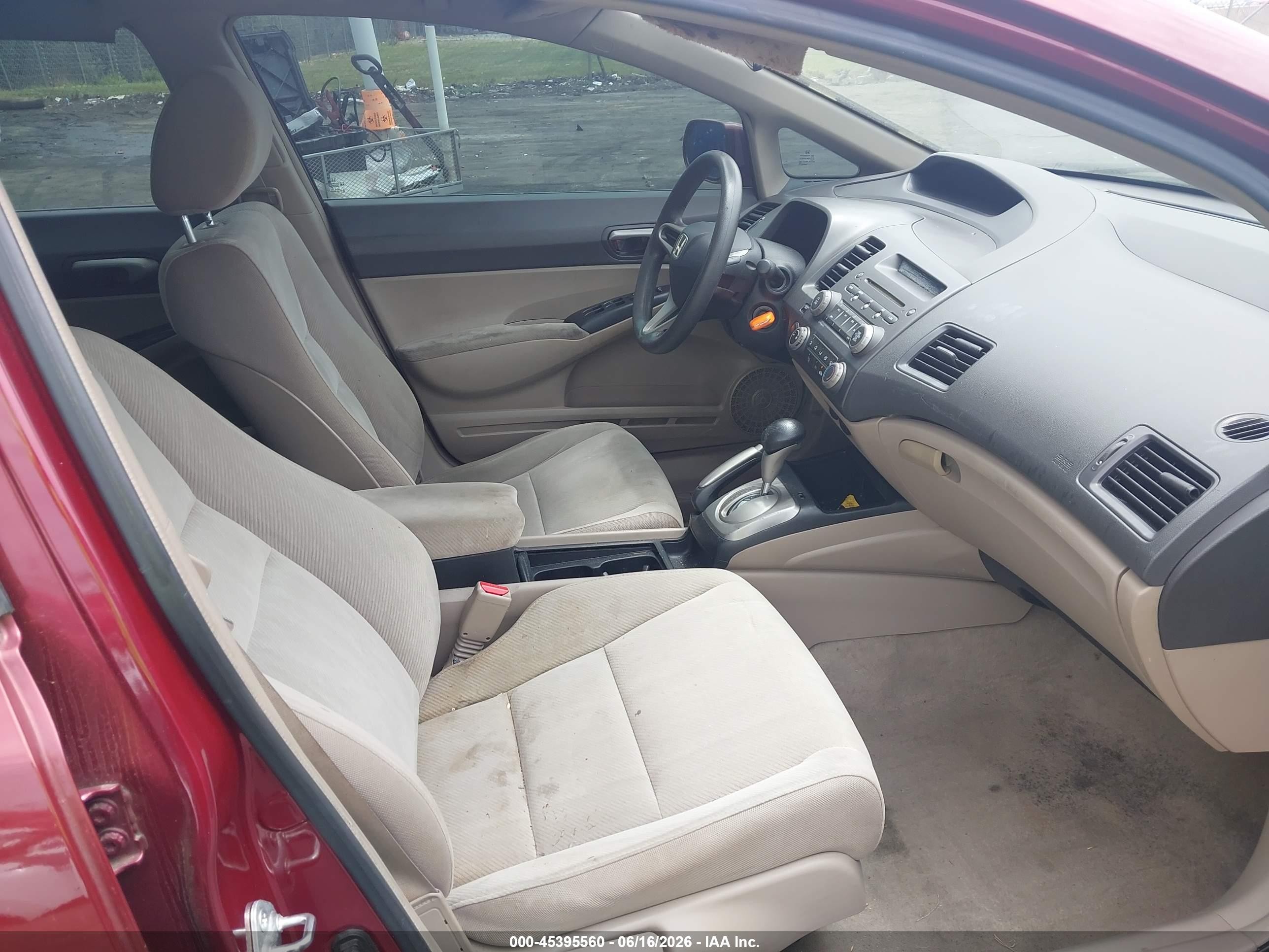 2009 Honda Civic Lx Red vin: 2HGFA165X9H547691