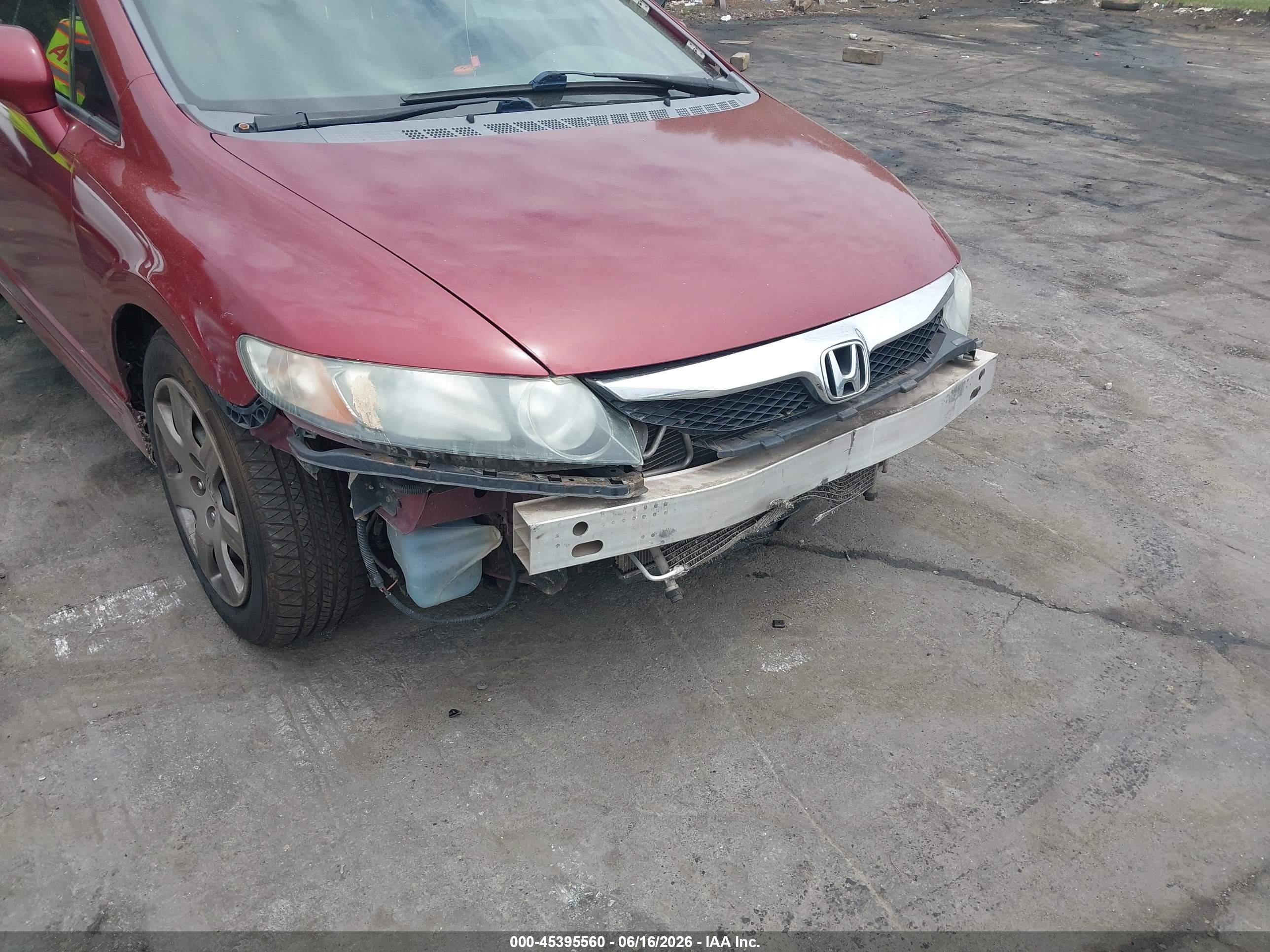 2009 Honda Civic Lx Red vin: 2HGFA165X9H547691
