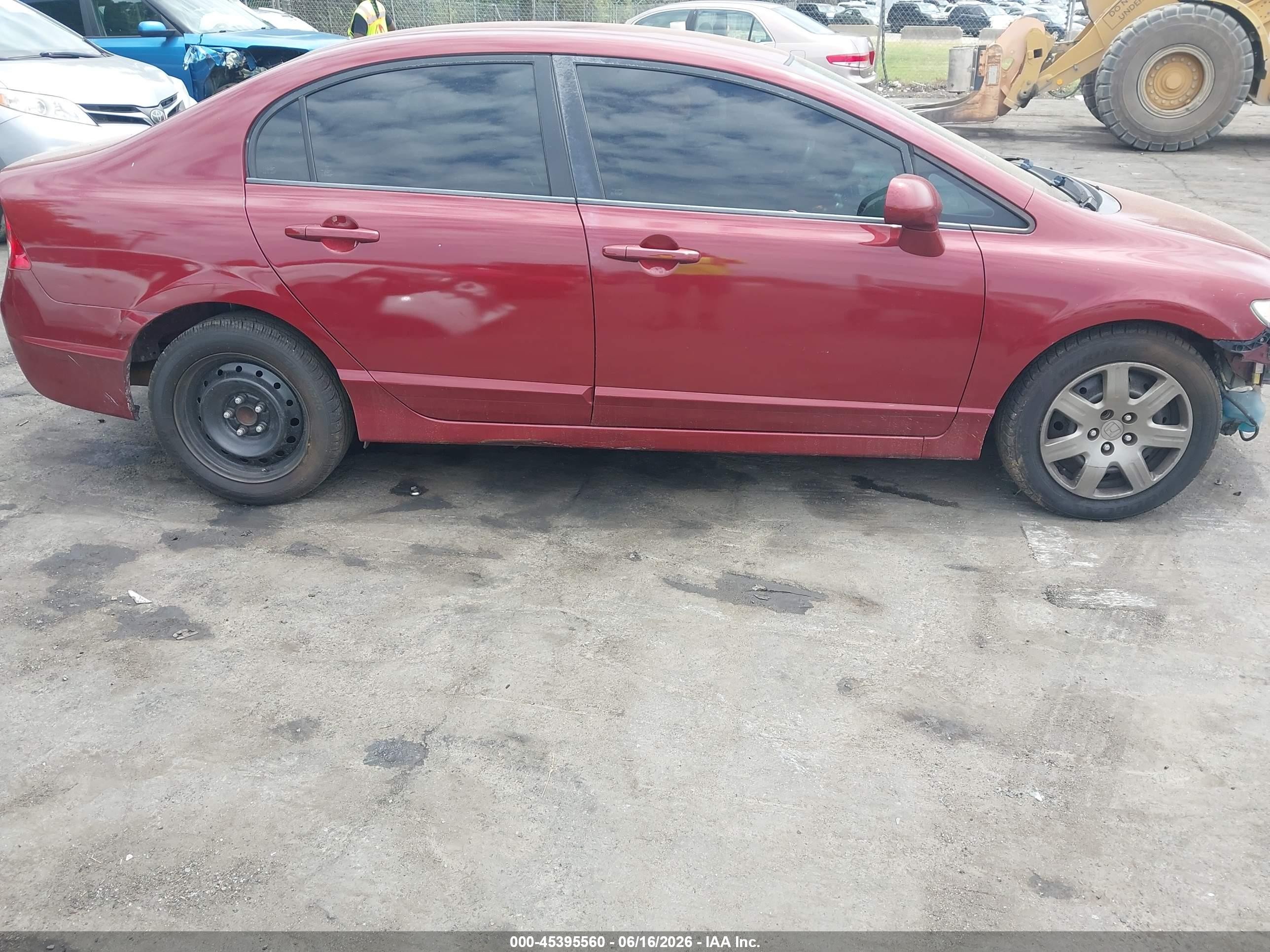 2009 Honda Civic Lx Red vin: 2HGFA165X9H547691
