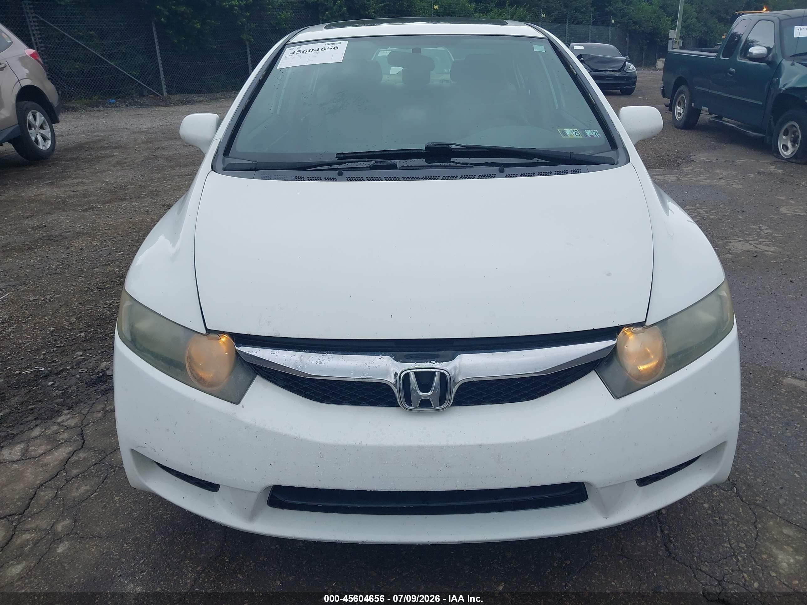 2009 Honda Civic Ex White vin: 2HGFA16839H320448