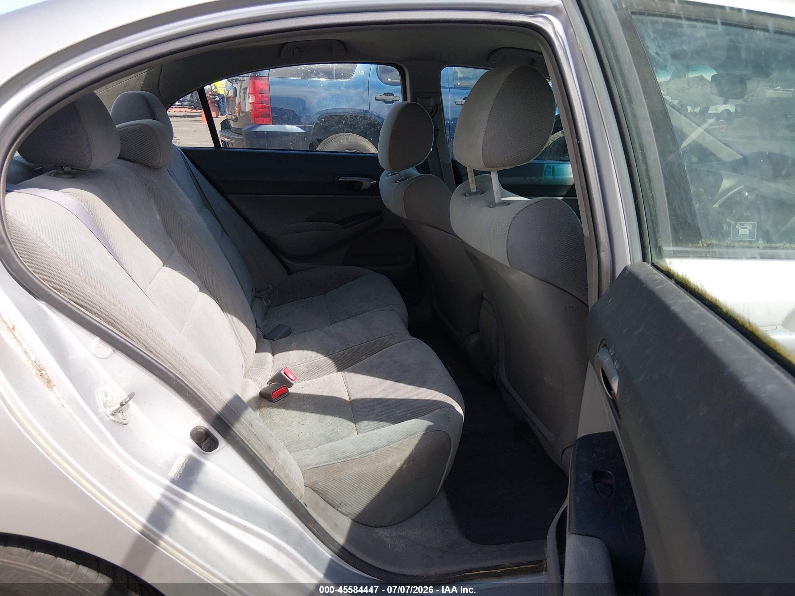 2011 Honda Civic Lx Silver vin: 2HGFA1E51BH526607