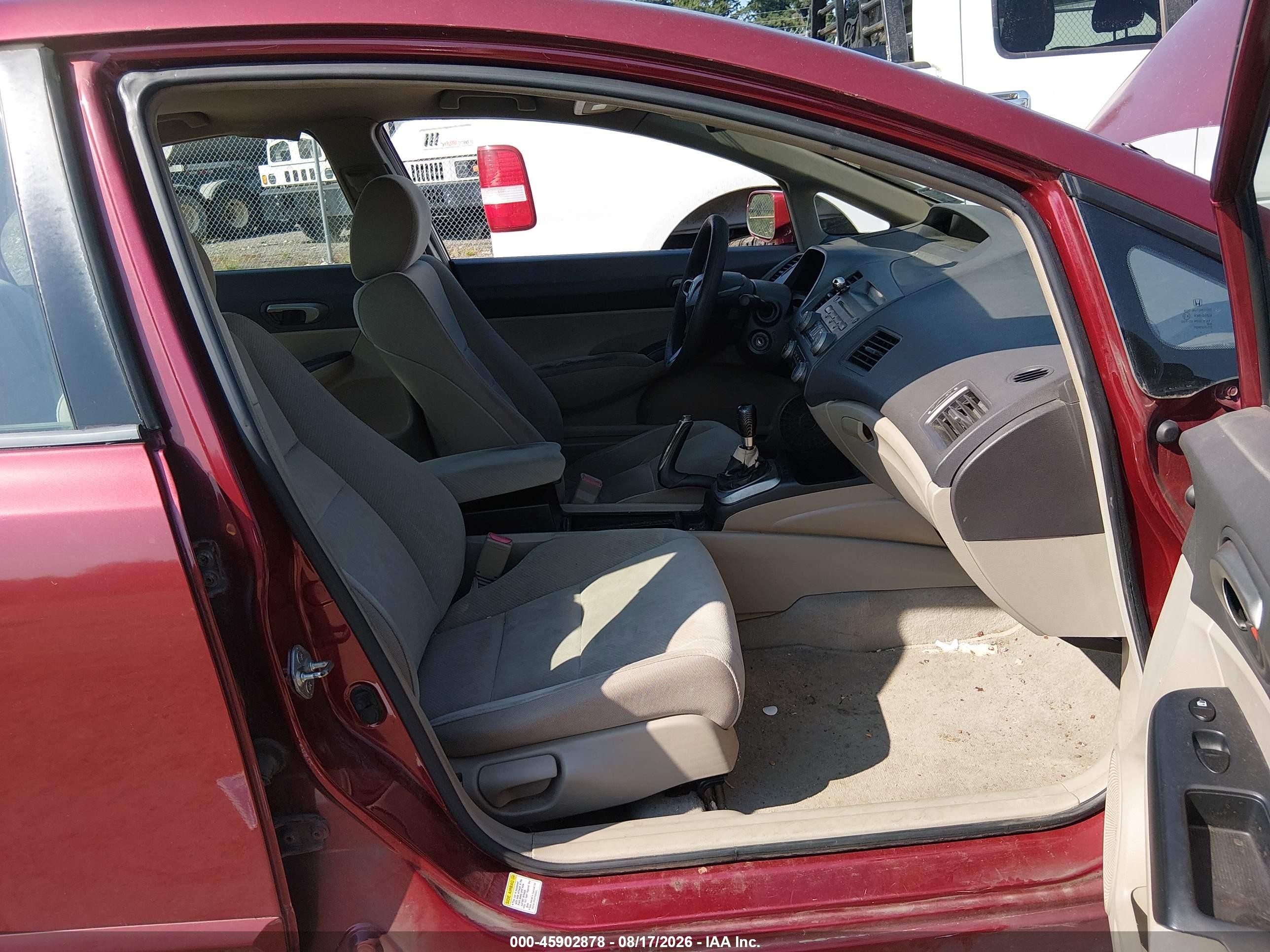 2011 Honda Civic Lx Red vin: 2HGFA1E53BH508139