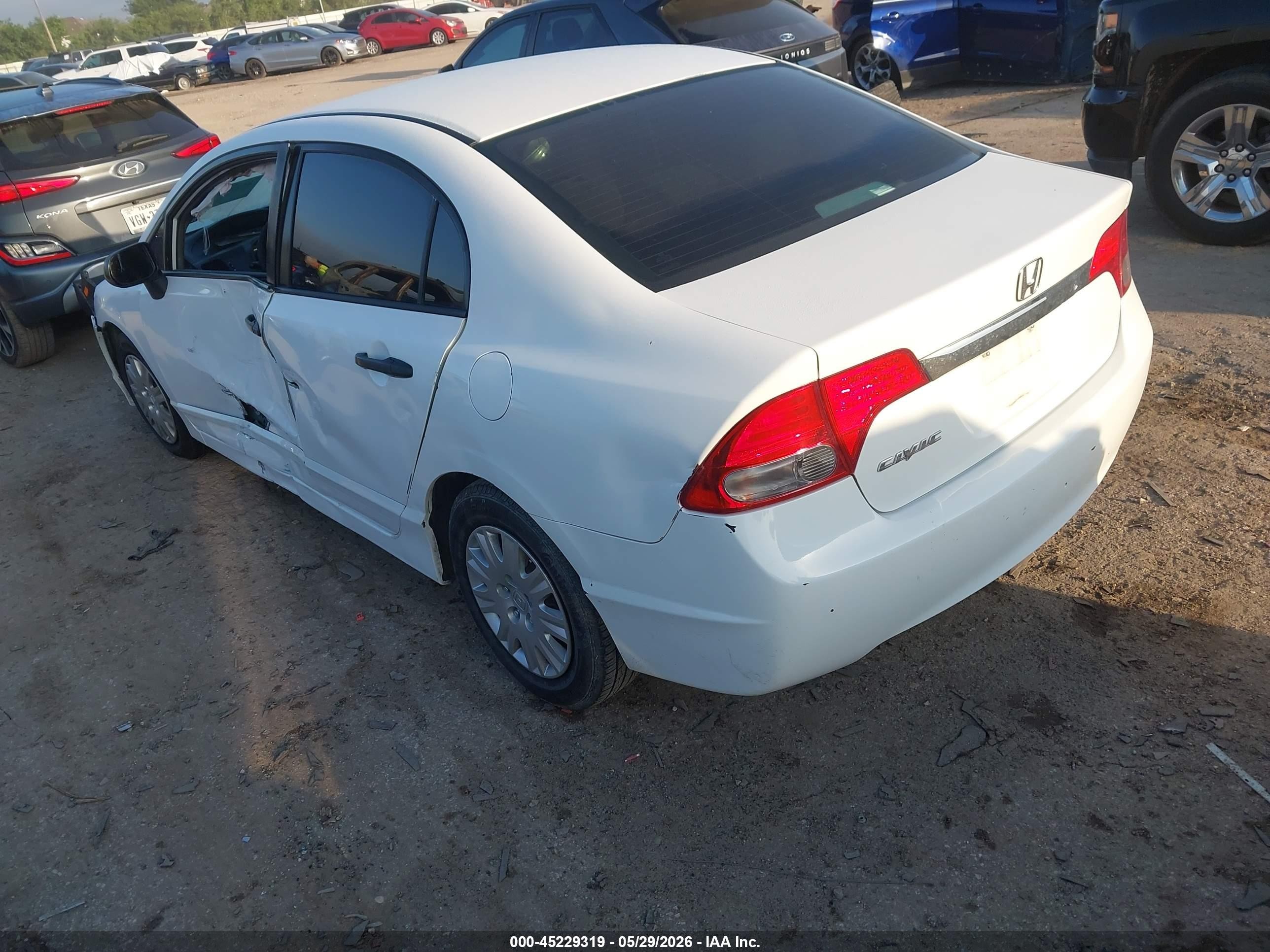 2010 Honda Civic Vp White vin: 2HGFA1F30AH508059