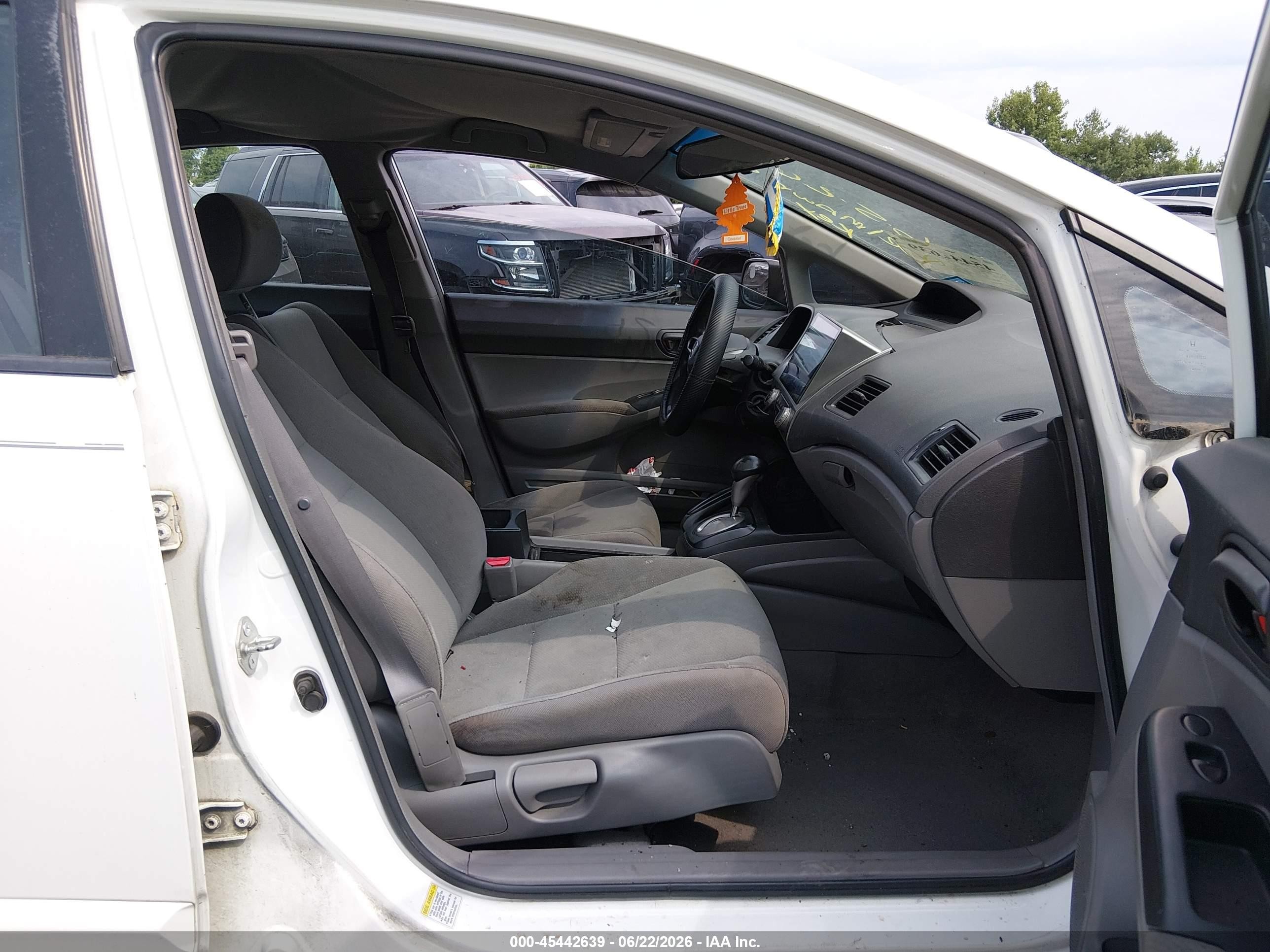 2010 Honda Civic Vp White vin: 2HGFA1F32AH529821