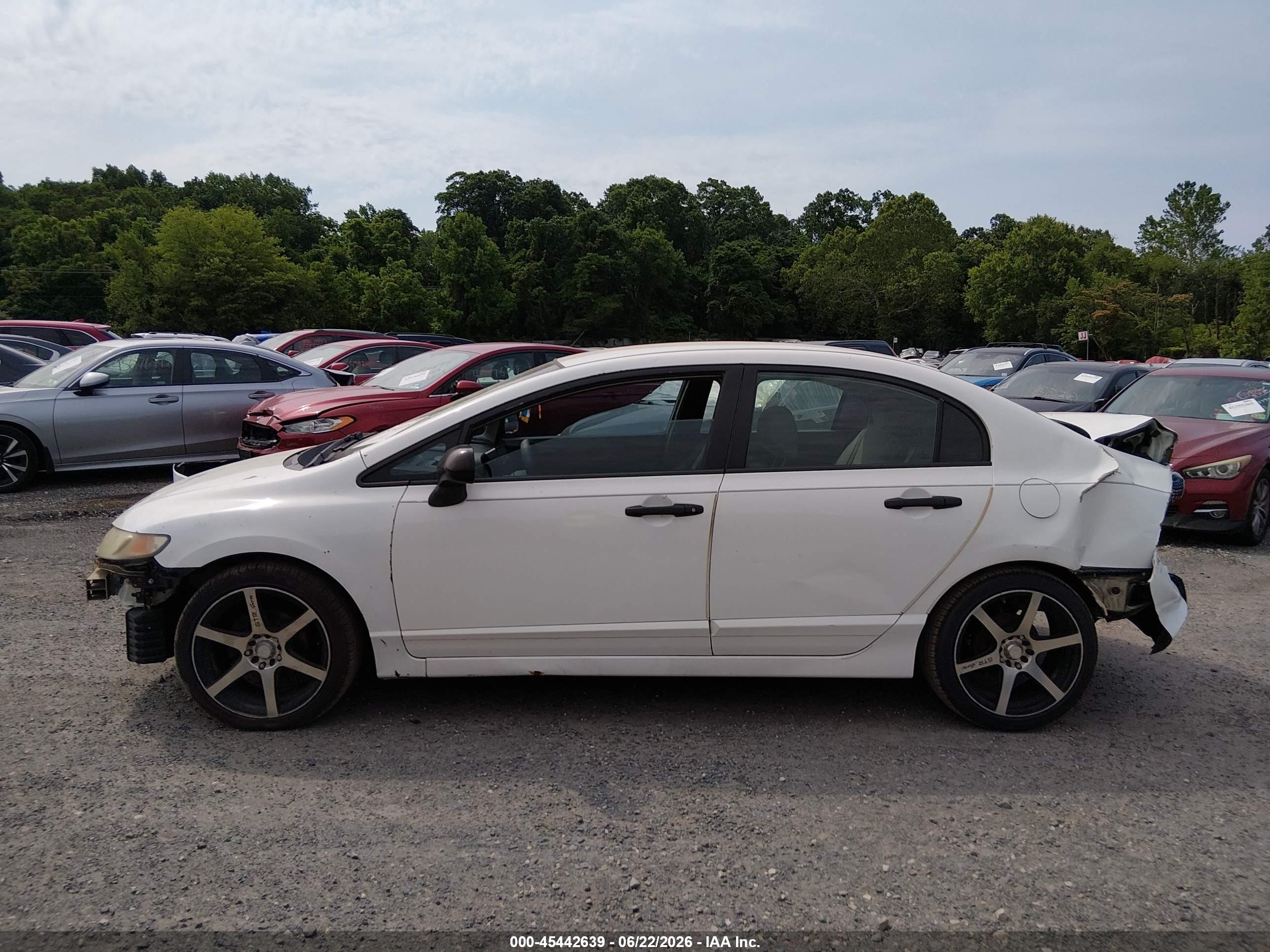 2010 Honda Civic Vp White vin: 2HGFA1F32AH529821