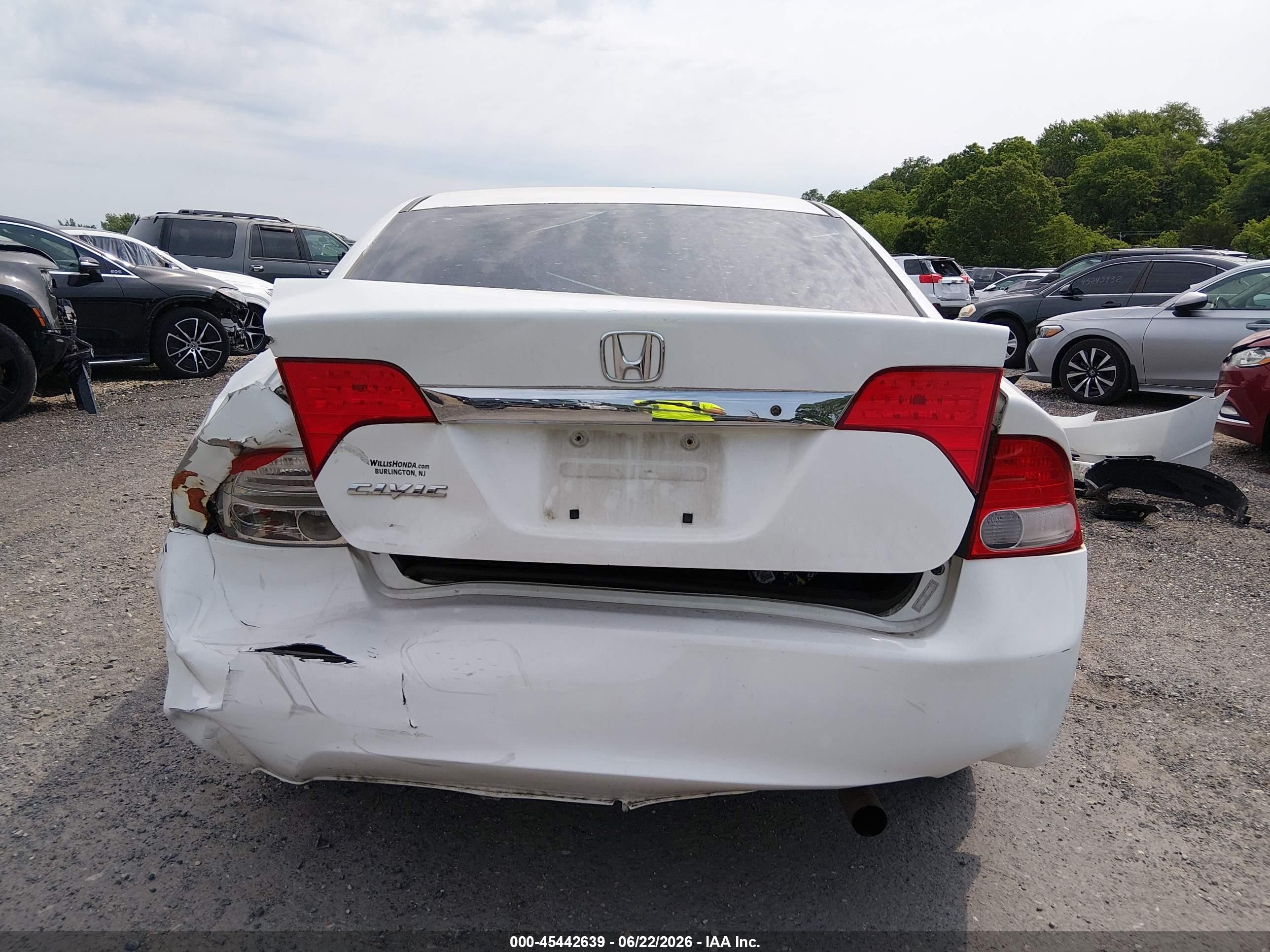 2010 Honda Civic Vp White vin: 2HGFA1F32AH529821