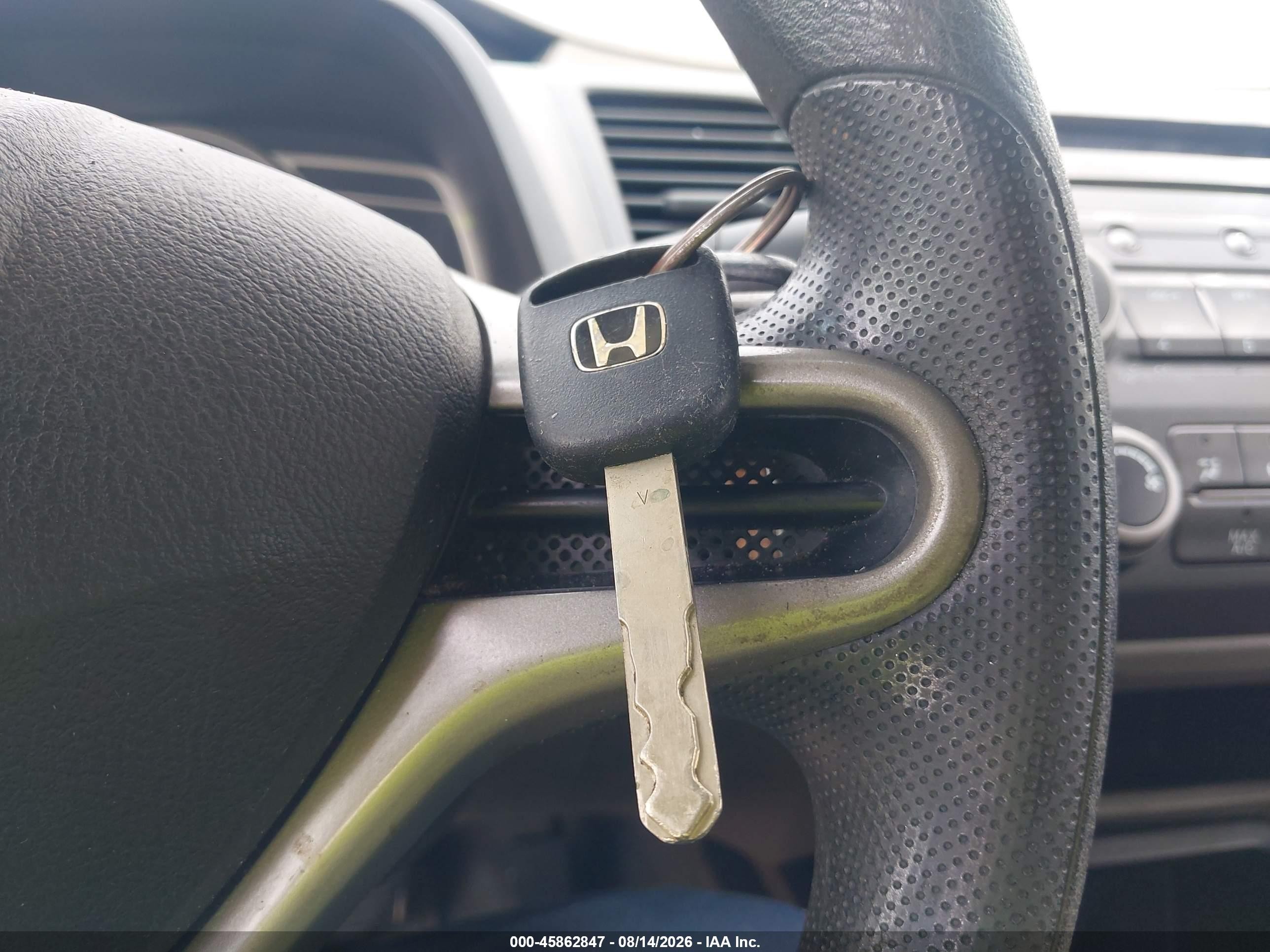 2010 Honda Civic Vp Silver vin: 2HGFA1F32AH563516