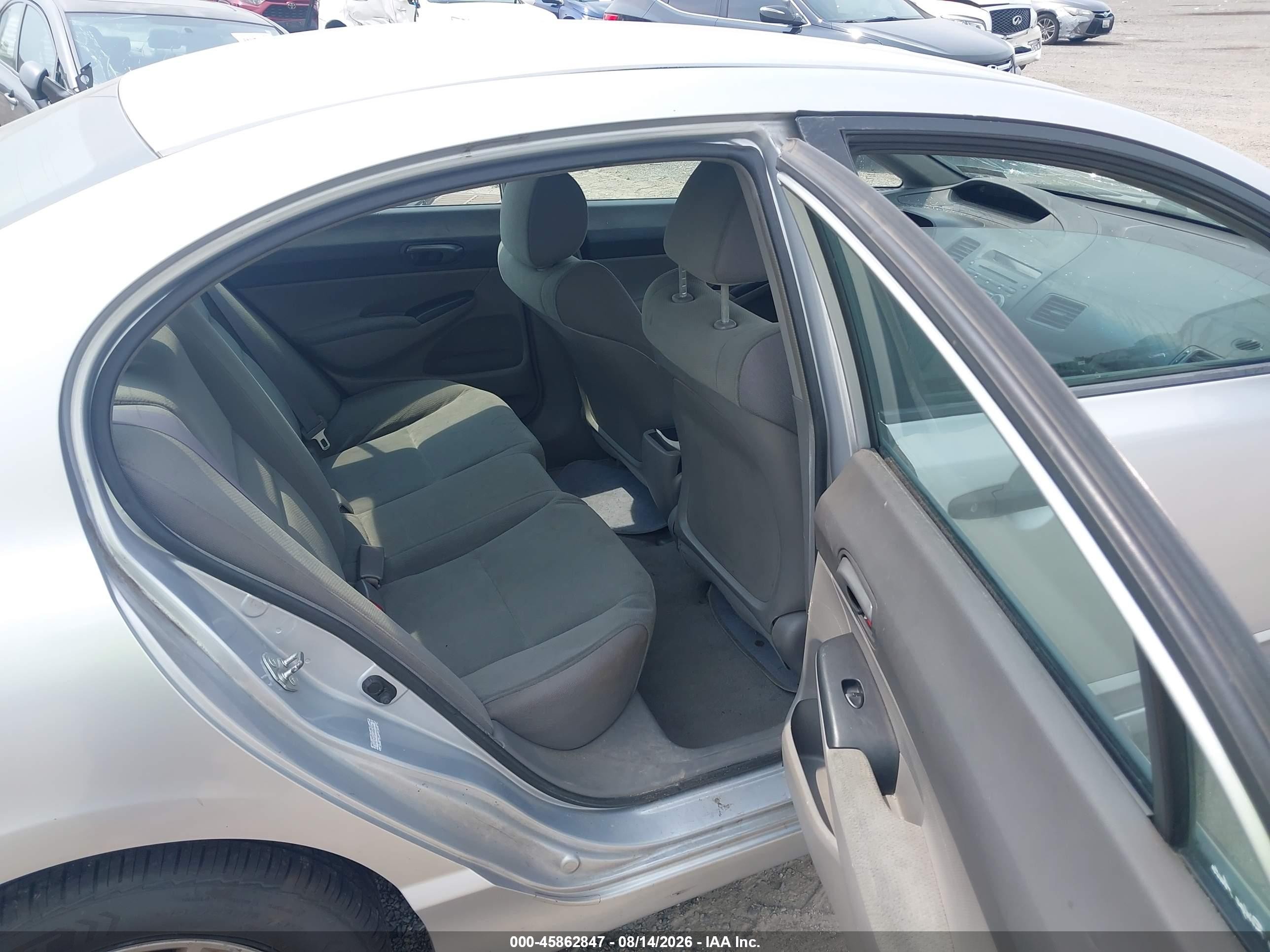 2010 Honda Civic Vp Silver vin: 2HGFA1F32AH563516