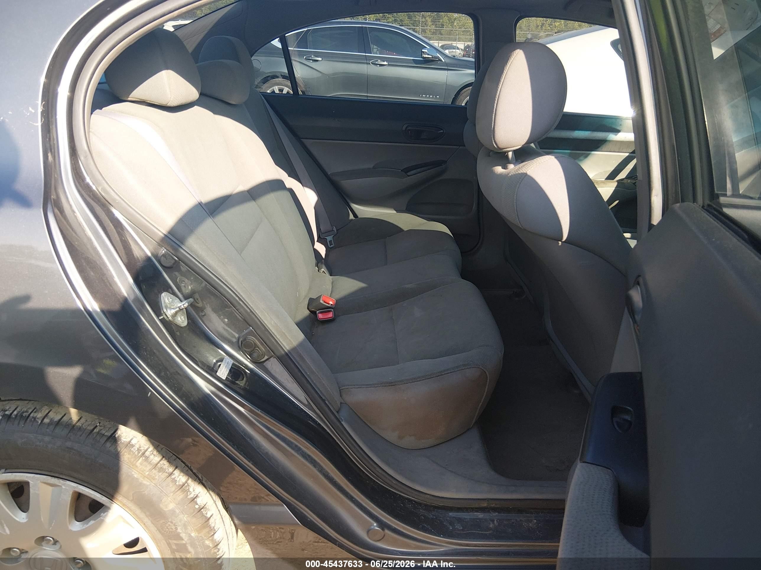 2011 Honda Civic Vp Серебряный vin: 2HGFA1F36BH518516