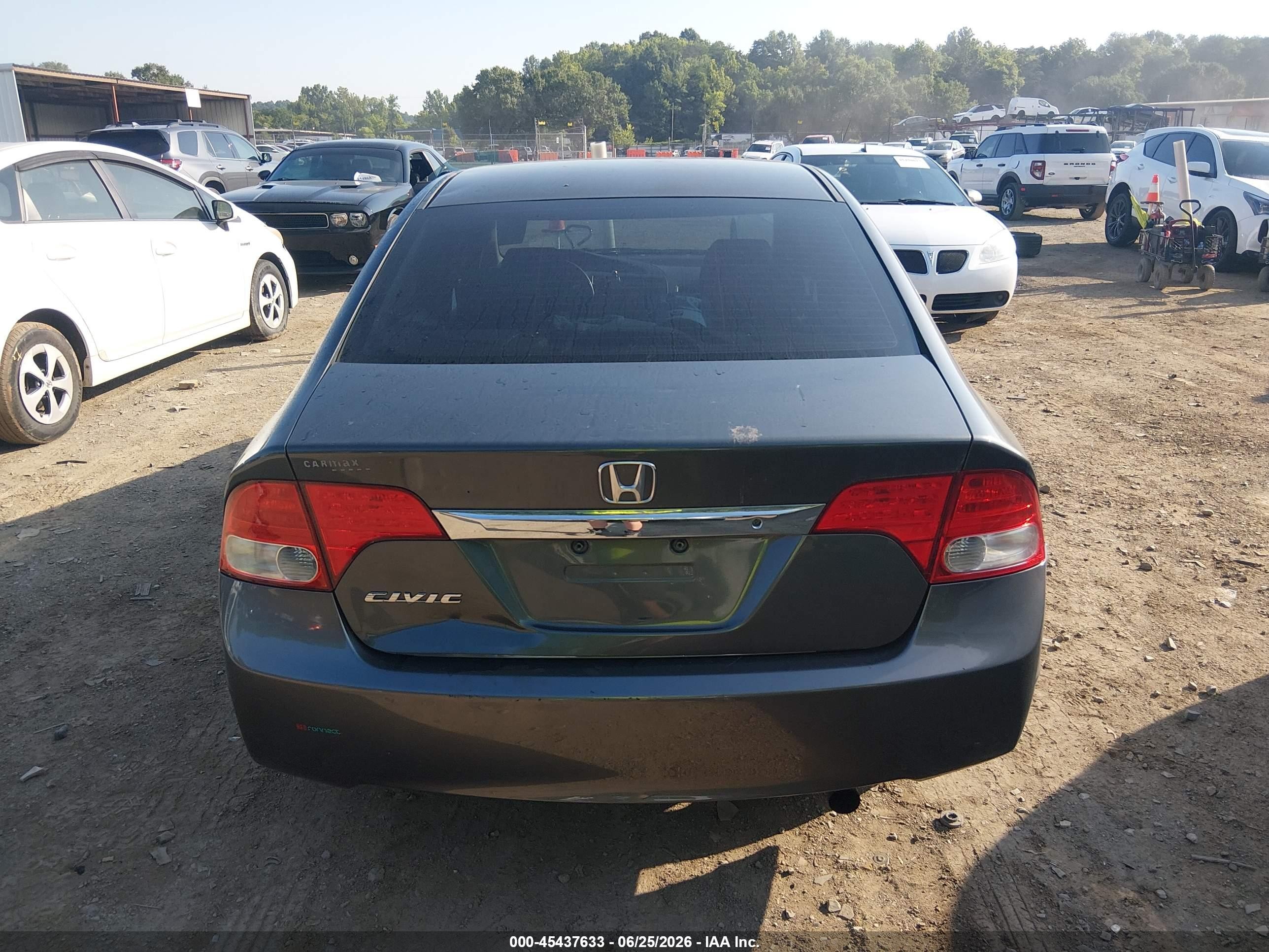 2011 Honda Civic Vp Серебряный vin: 2HGFA1F36BH518516