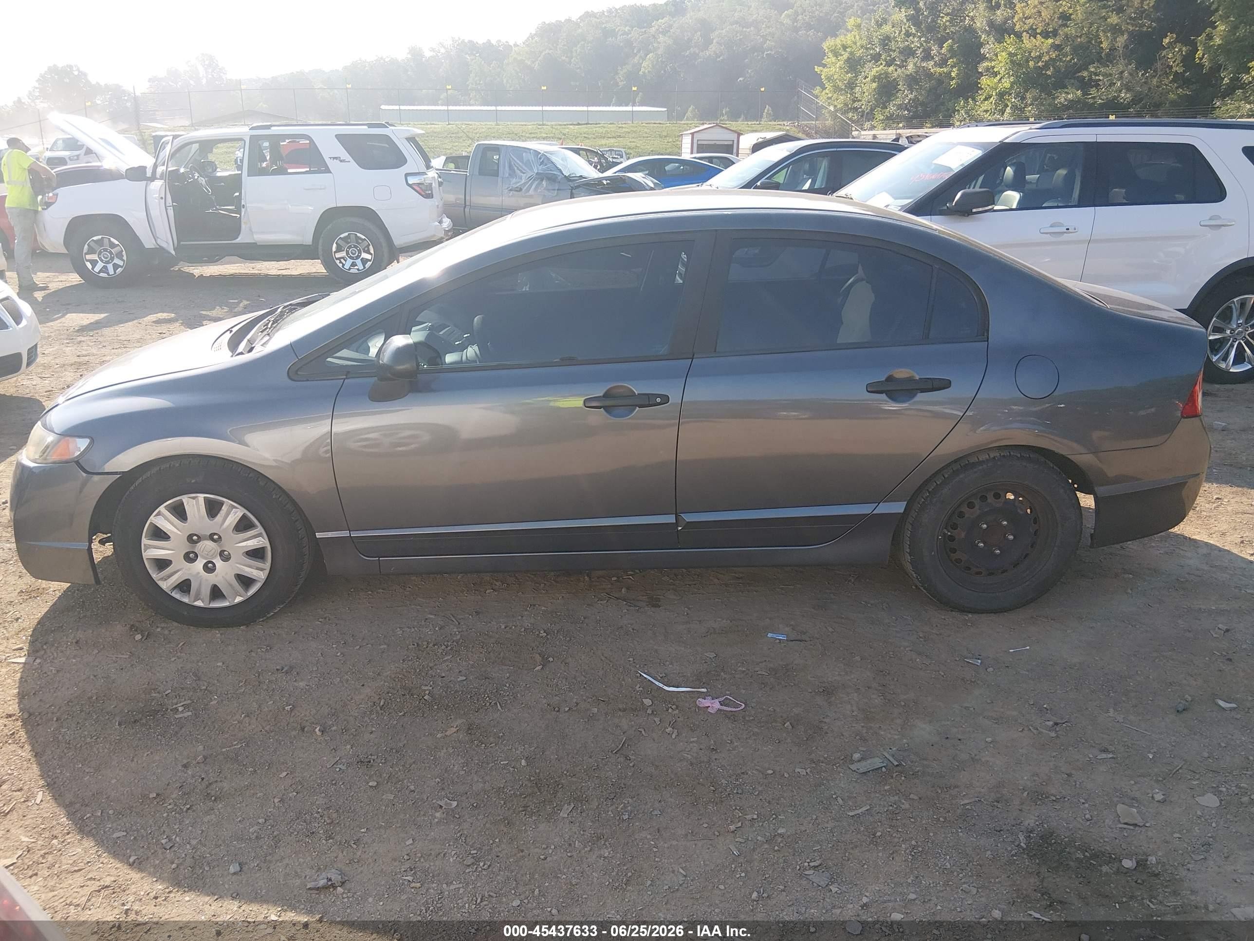 2011 Honda Civic Vp Серебряный vin: 2HGFA1F36BH518516