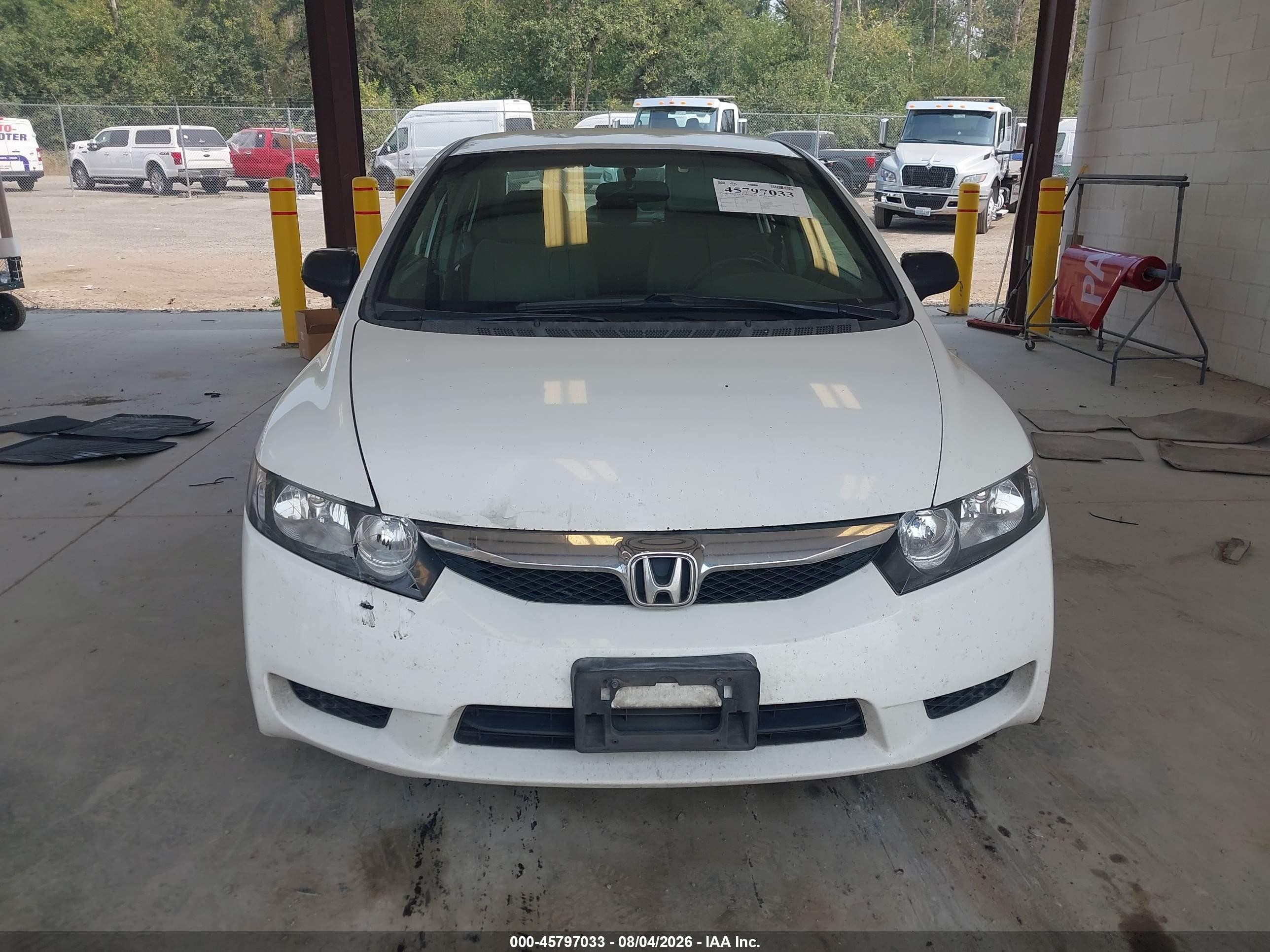 2011 Honda Civic Vp White vin: 2HGFA1F38BH543188