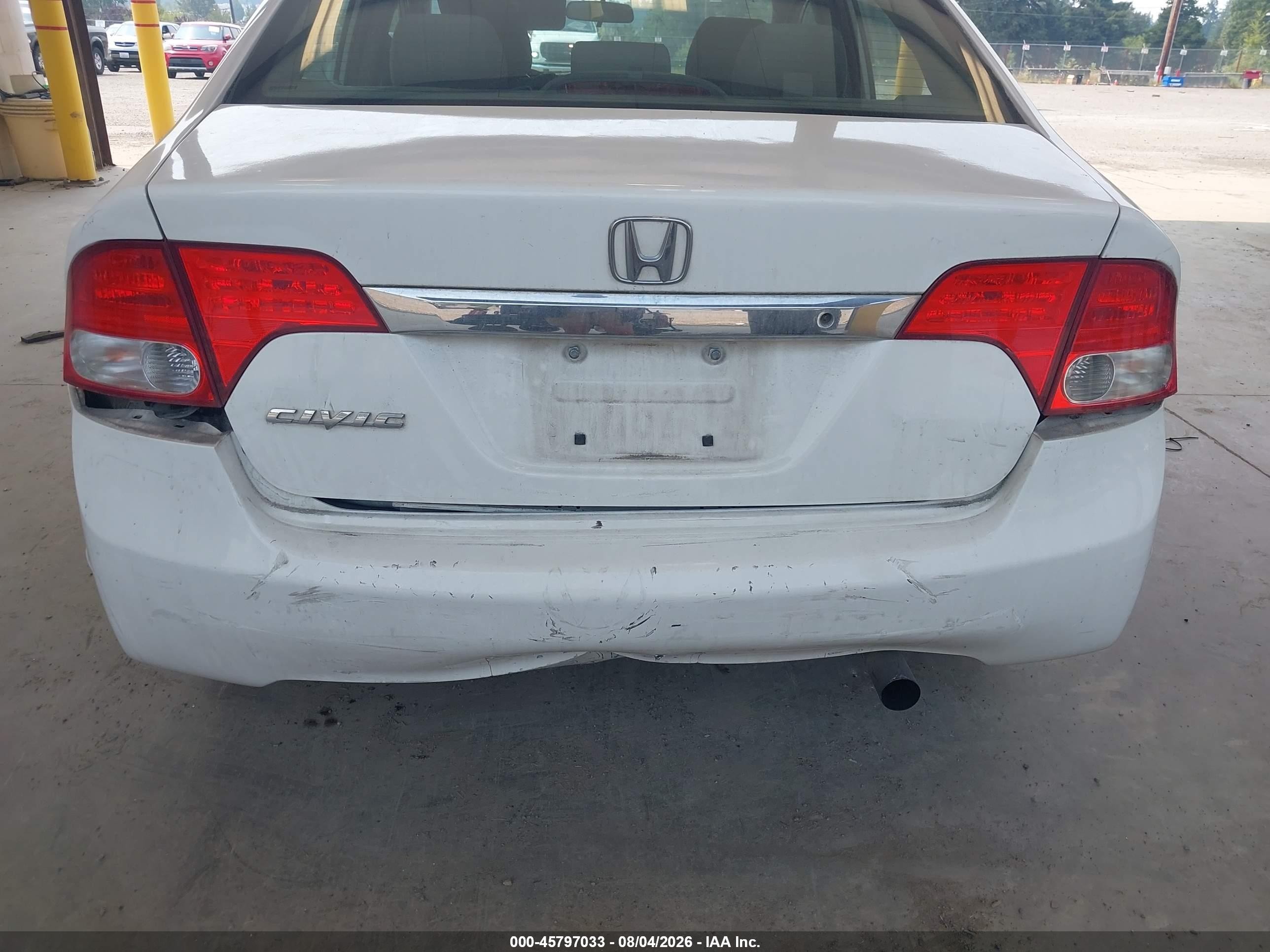 2011 Honda Civic Vp White vin: 2HGFA1F38BH543188