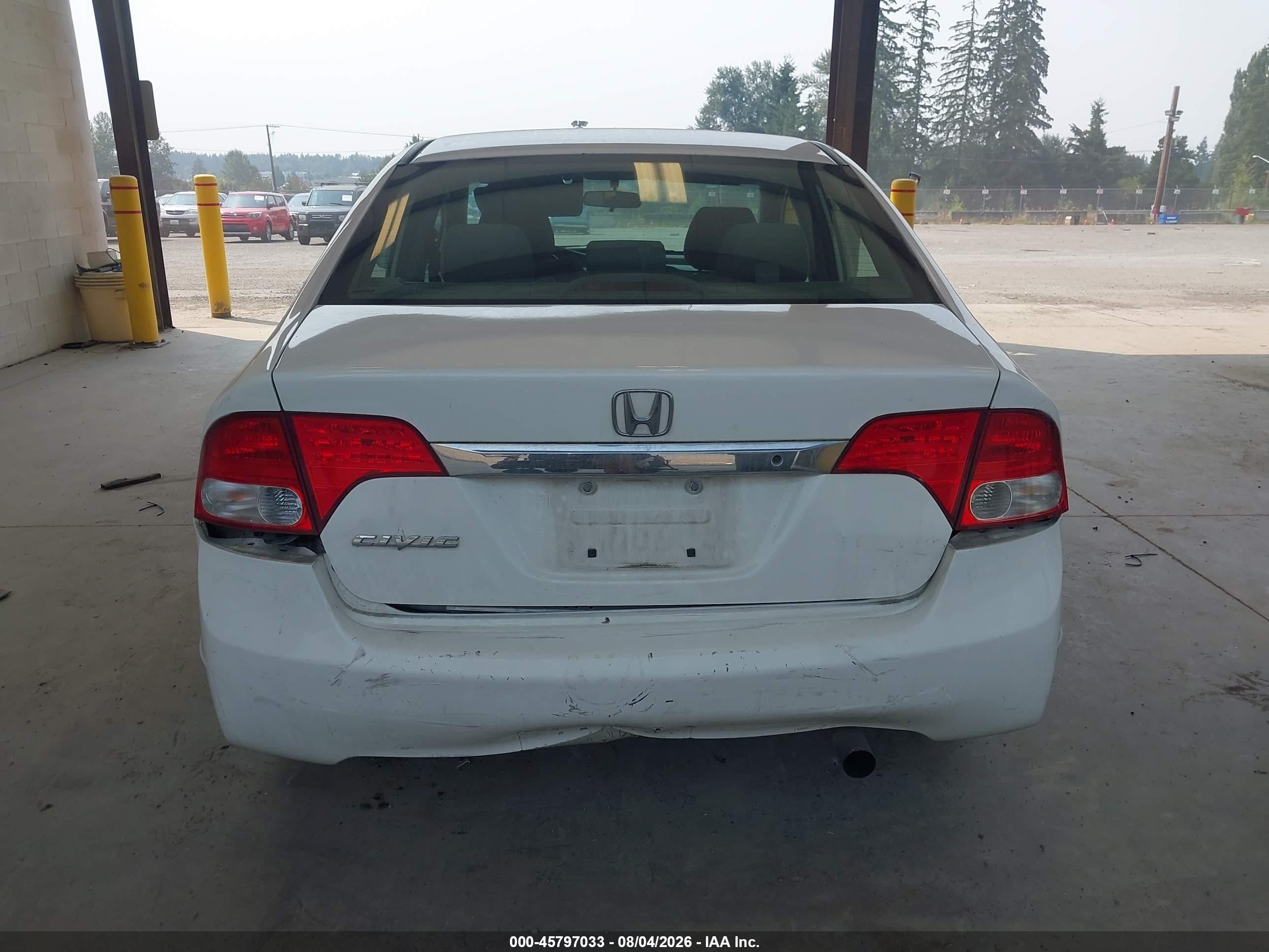 2011 Honda Civic Vp White vin: 2HGFA1F38BH543188