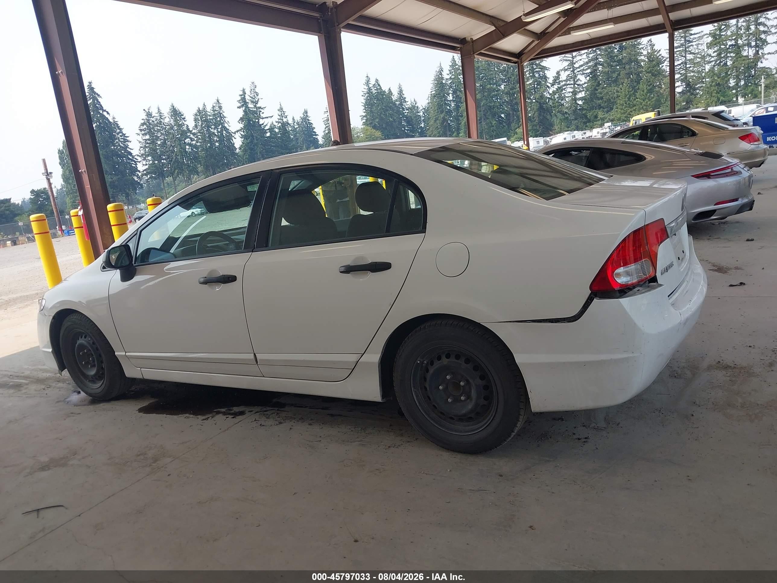 2011 Honda Civic Vp White vin: 2HGFA1F38BH543188