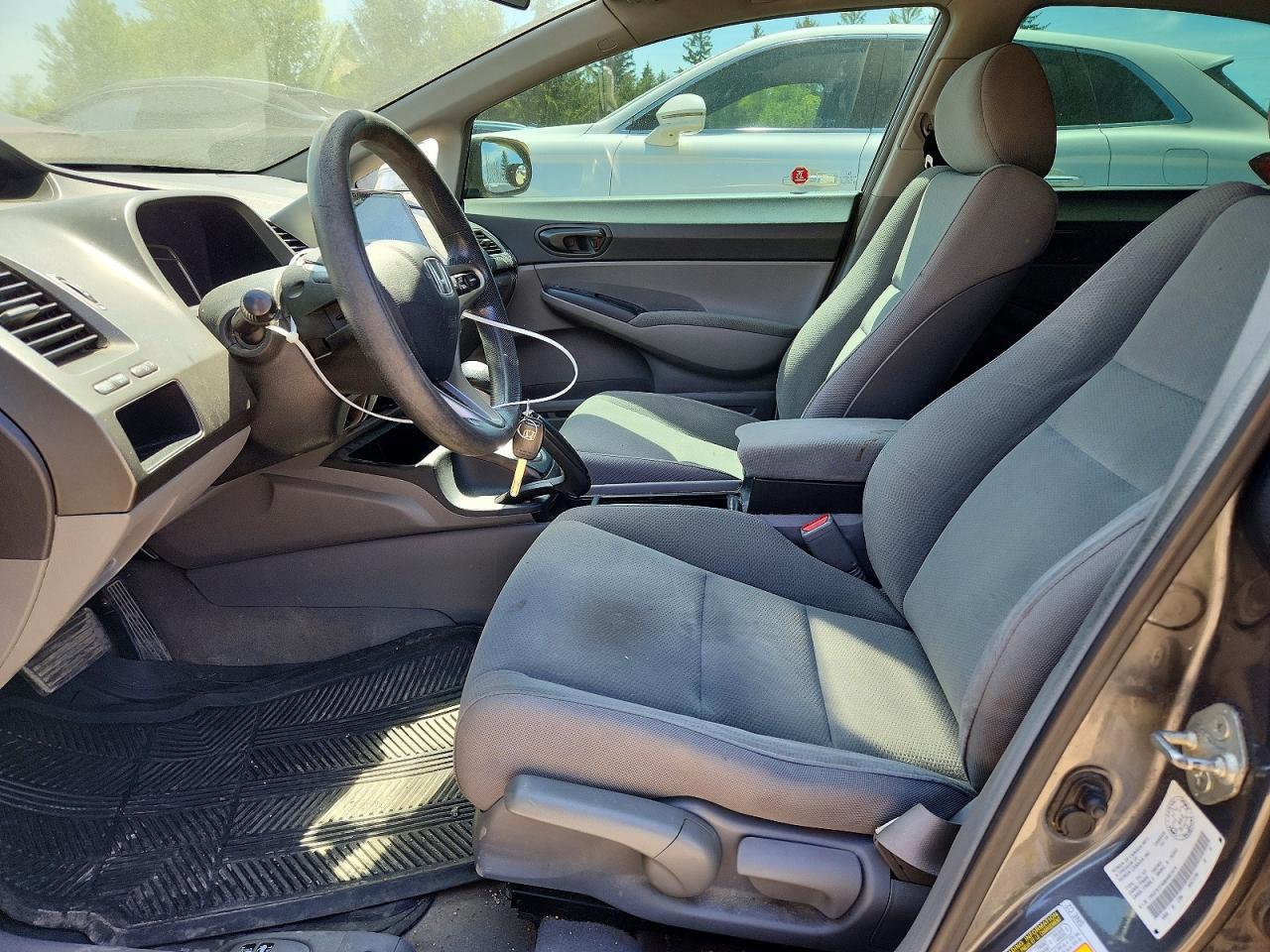 2011 Honda Civic Dx-g Gray vin: 2HGFA1F40BH001074