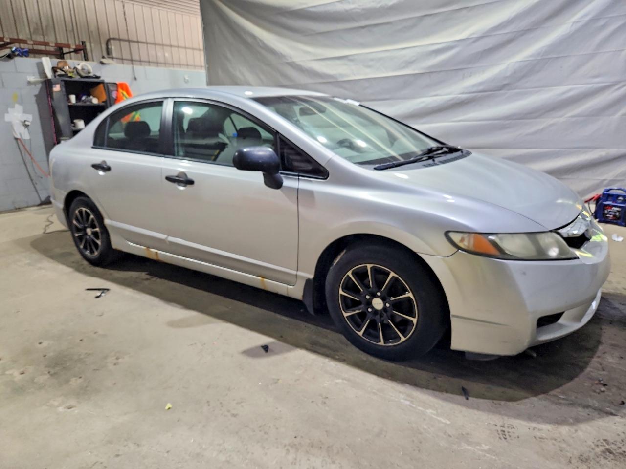 2010 Honda Civic Dx-g Silver vin: 2HGFA1F41AH021168