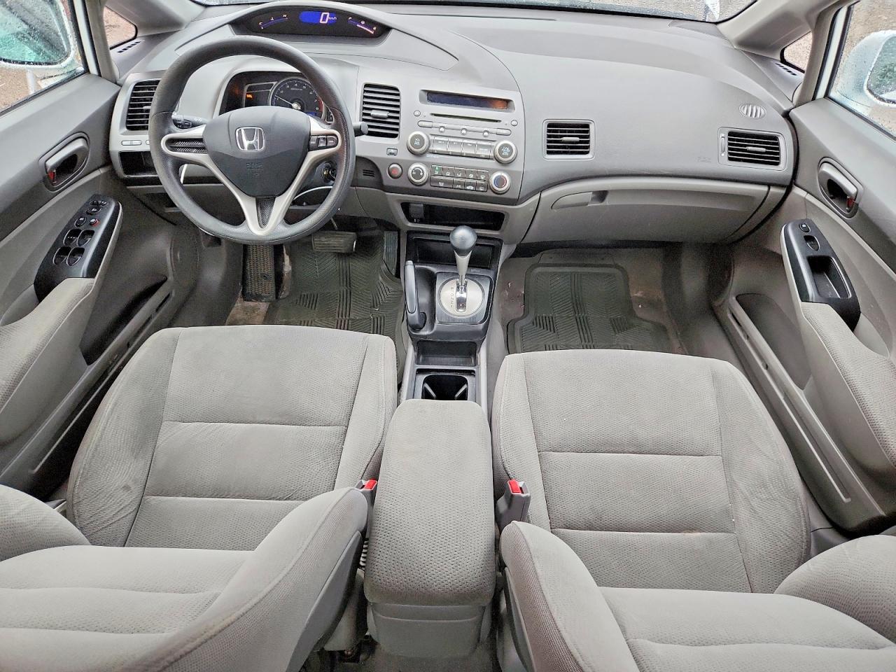 2010 Honda Civic Dx-g Белый vin: 2HGFA1F42AH026430