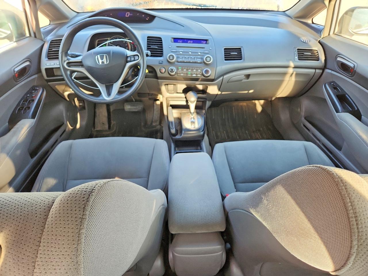 2011 Honda Civic Dx-g Silver vin: 2HGFA1F43BH006706