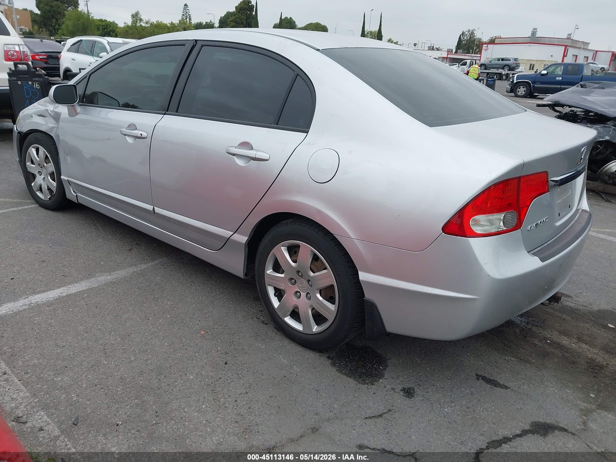 2010 Honda Civic Lx Silver vin: 2HGFA1F50AH300815