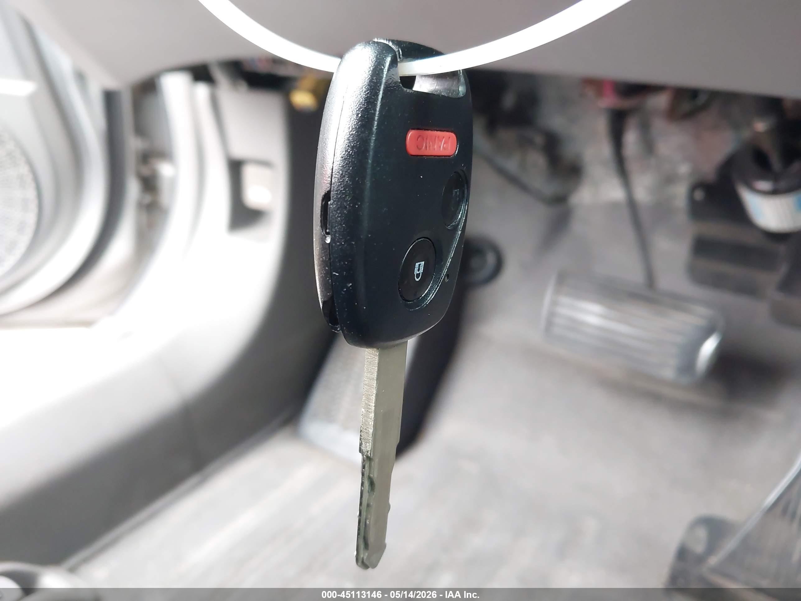 2010 Honda Civic Lx Silver vin: 2HGFA1F50AH300815