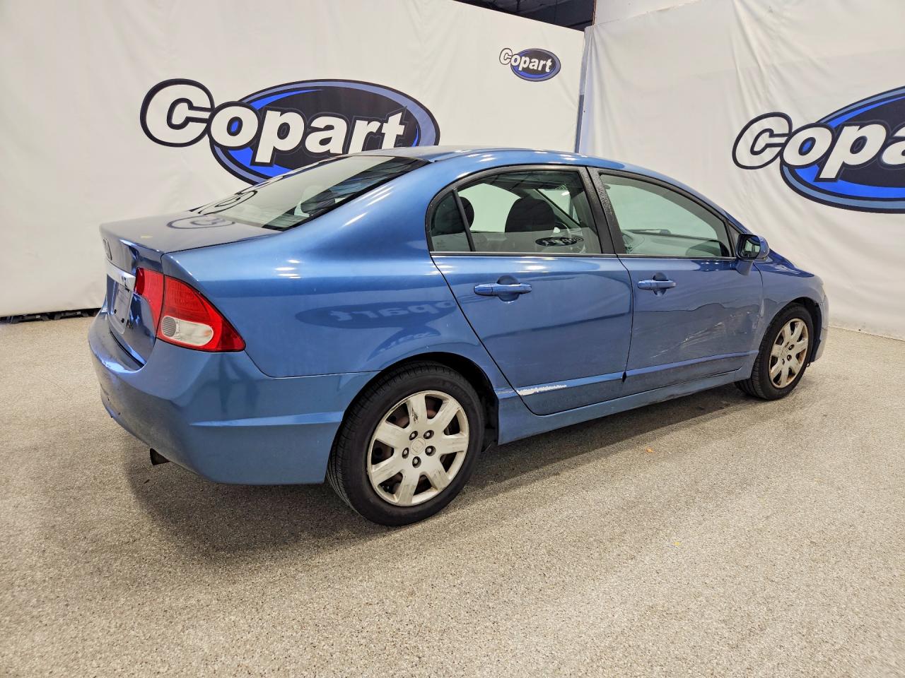 2010 Honda Civic Lx Blue vin: 2HGFA1F50AH305321