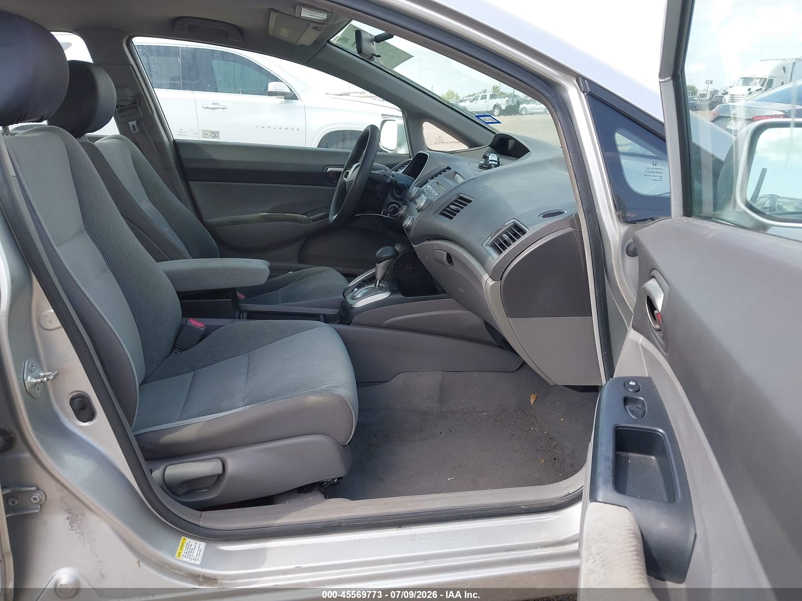 2010 Honda Civic Lx Silver vin: 2HGFA1F50AH326606