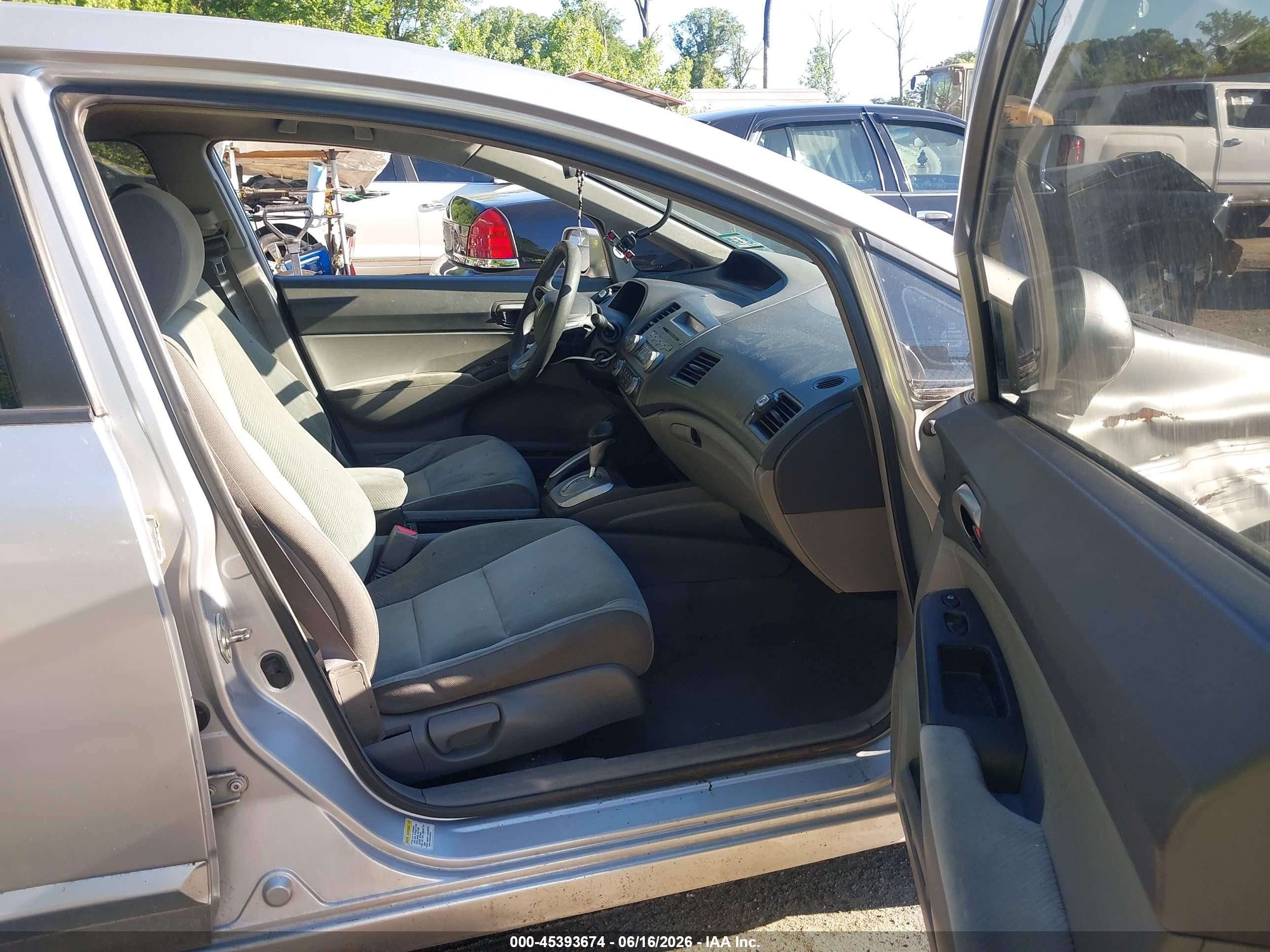 2010 Honda Civic Lx Серебряный vin: 2HGFA1F50AH527955