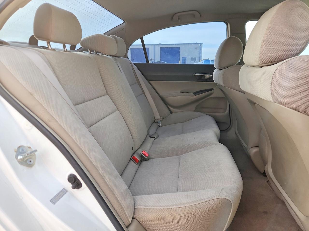 2010 Honda Civic Lx White vin: 2HGFA1F50AH547638