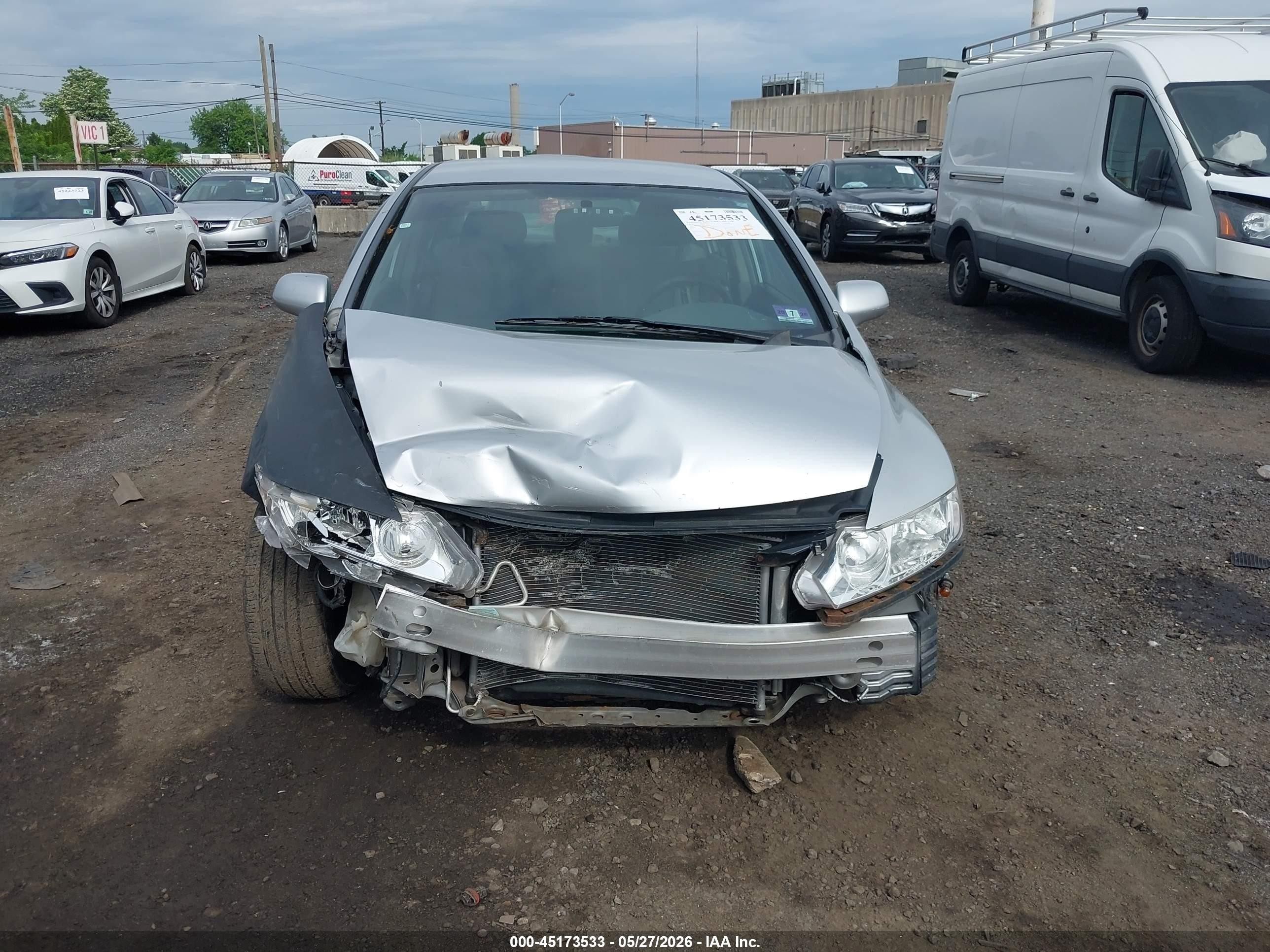 2010 Honda Civic Lx Silver vin: 2HGFA1F50AH551995