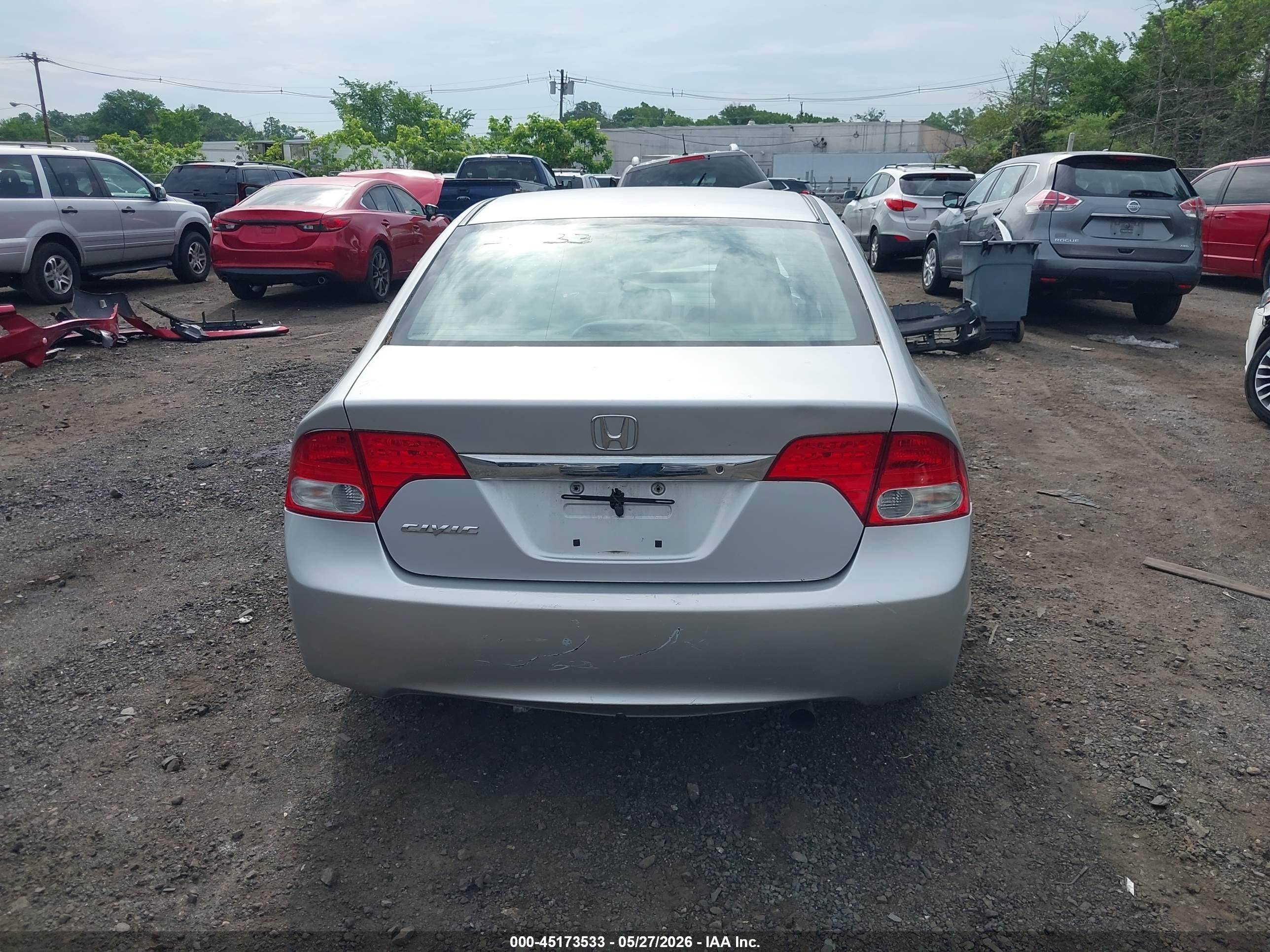 2010 Honda Civic Lx Silver vin: 2HGFA1F50AH551995
