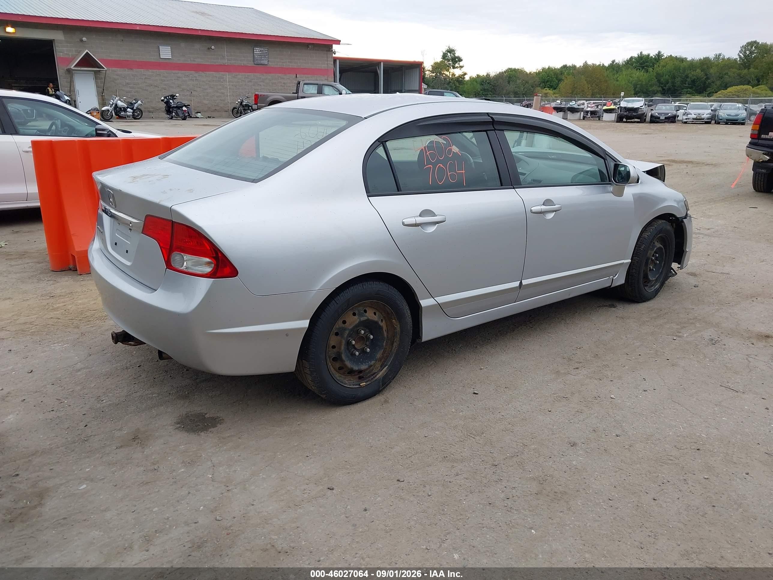 2011 Honda Civic Lx Серебряный vin: 2HGFA1F50BH302985
