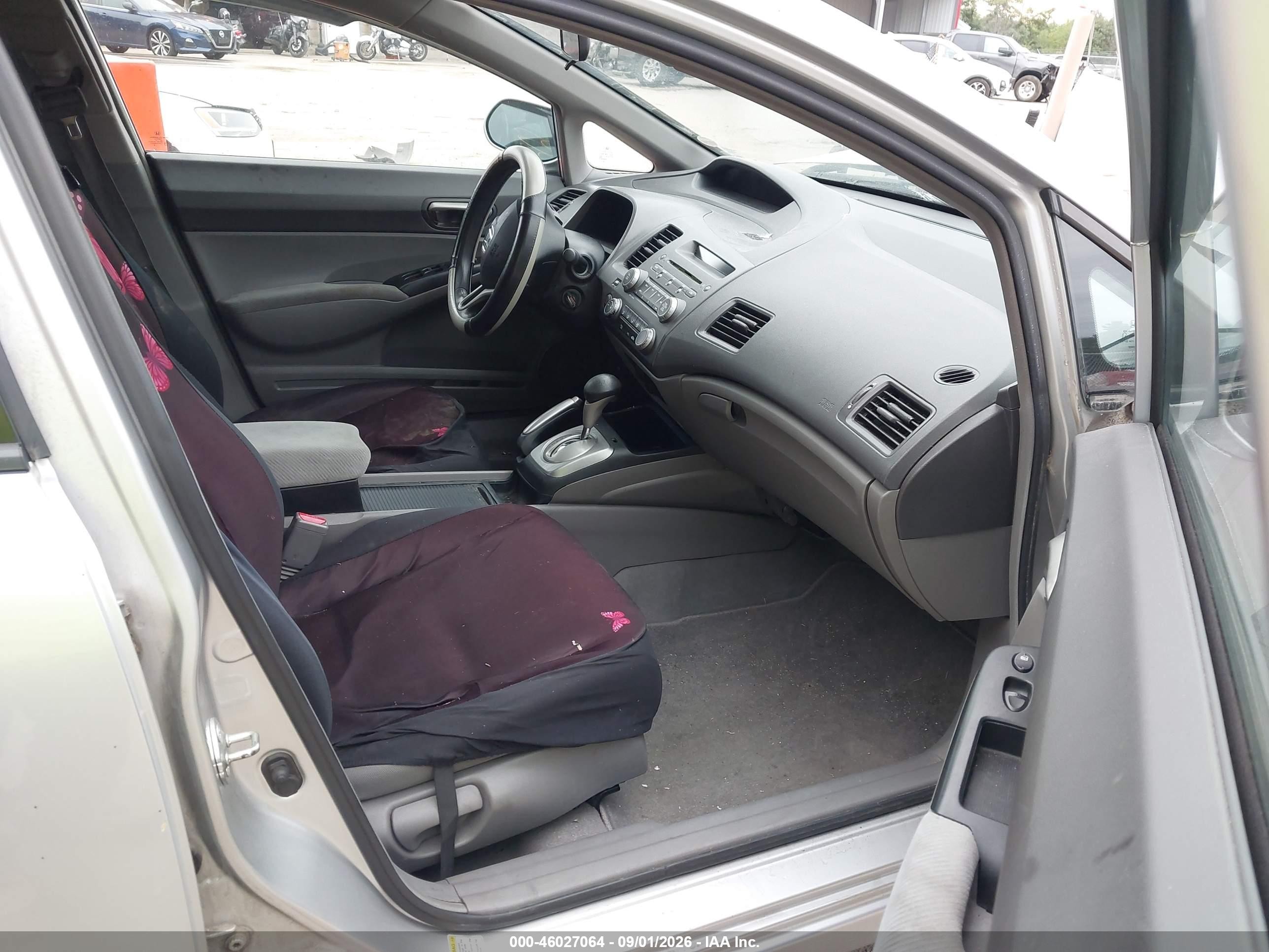 2011 Honda Civic Lx Серебряный vin: 2HGFA1F50BH302985