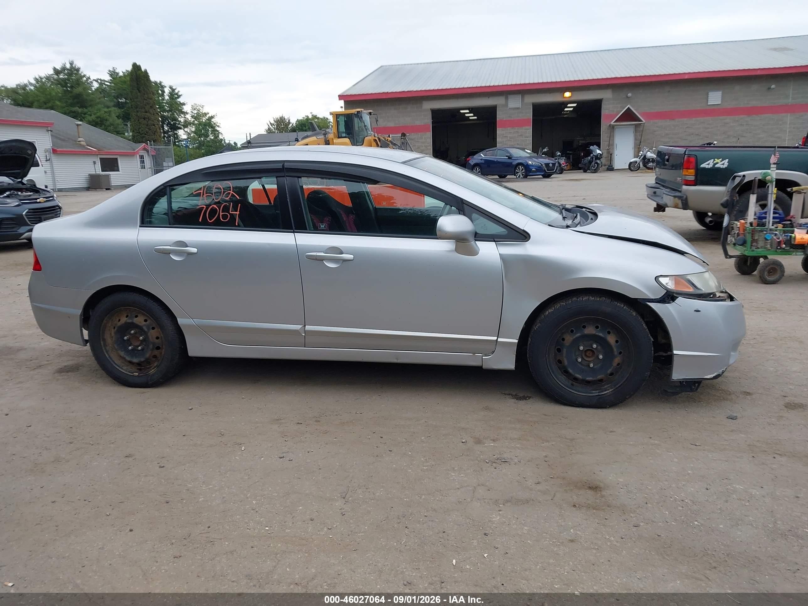 2011 Honda Civic Lx Серебряный vin: 2HGFA1F50BH302985