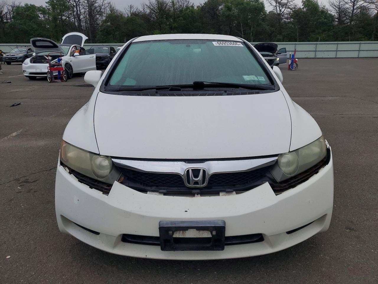 2011 Honda Civic Lx White vin: 2HGFA1F50BH306499