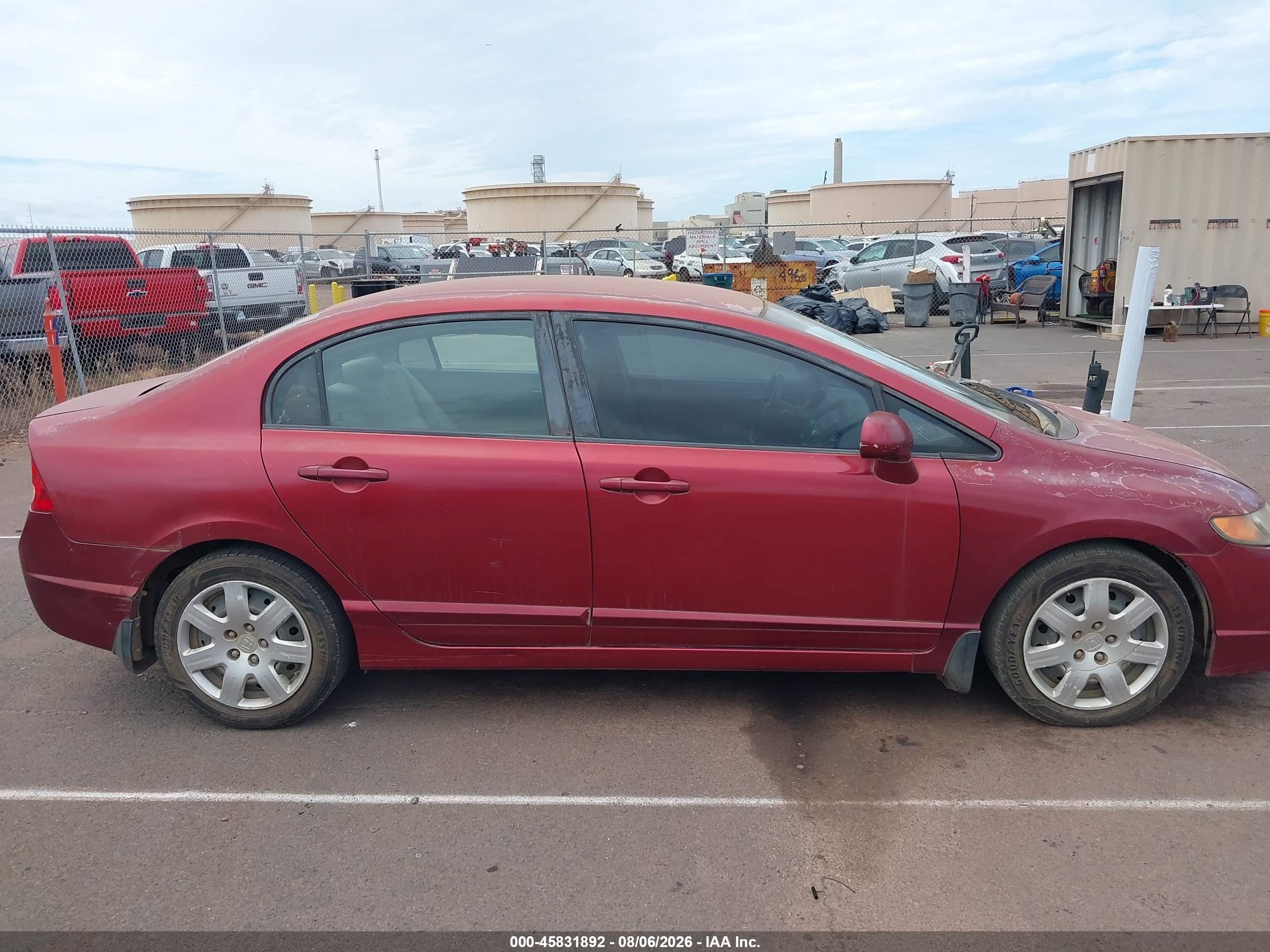 2011 Honda Civic Lx Red vin: 2HGFA1F50BH505942