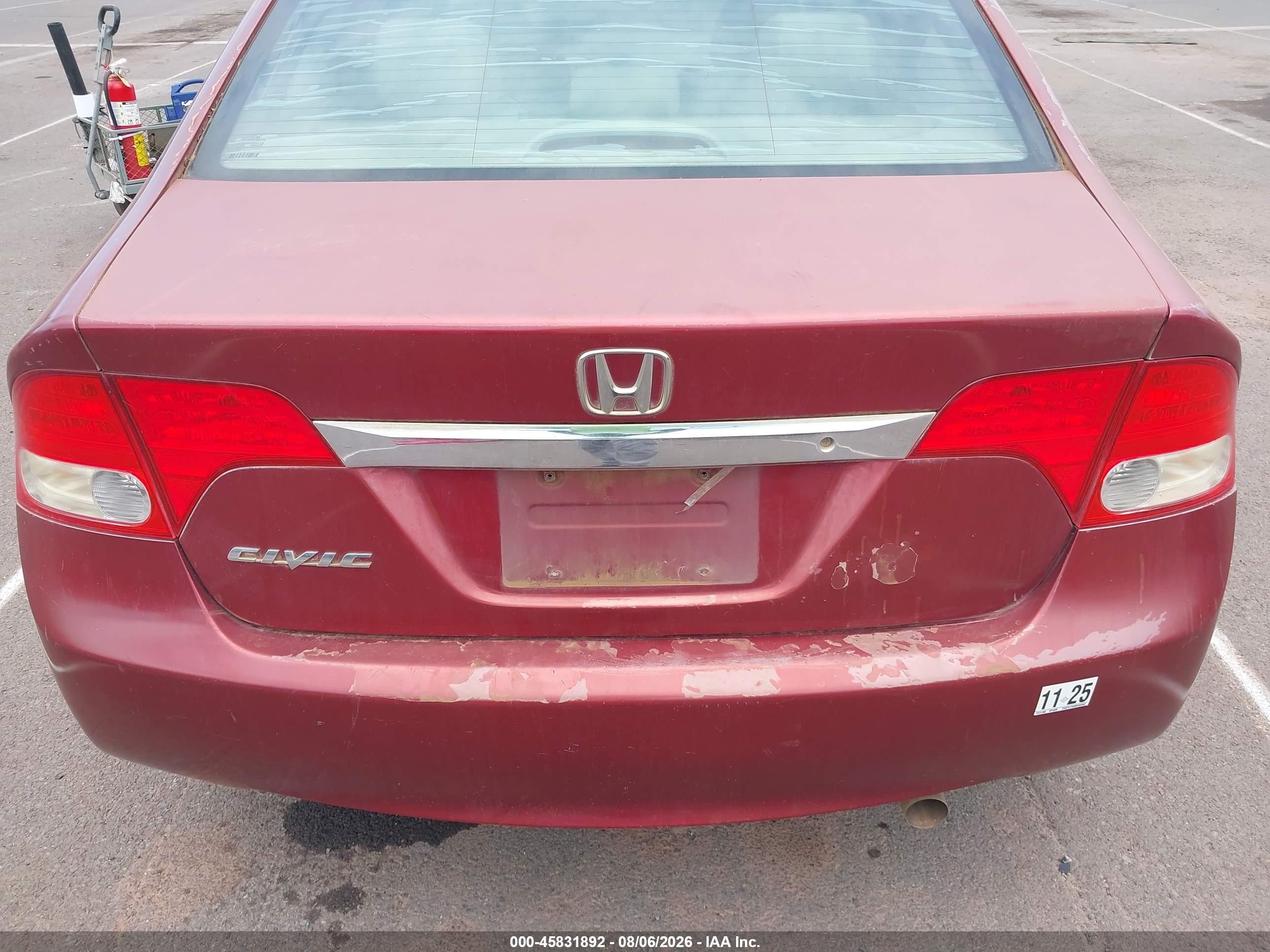 2011 Honda Civic Lx Red vin: 2HGFA1F50BH505942