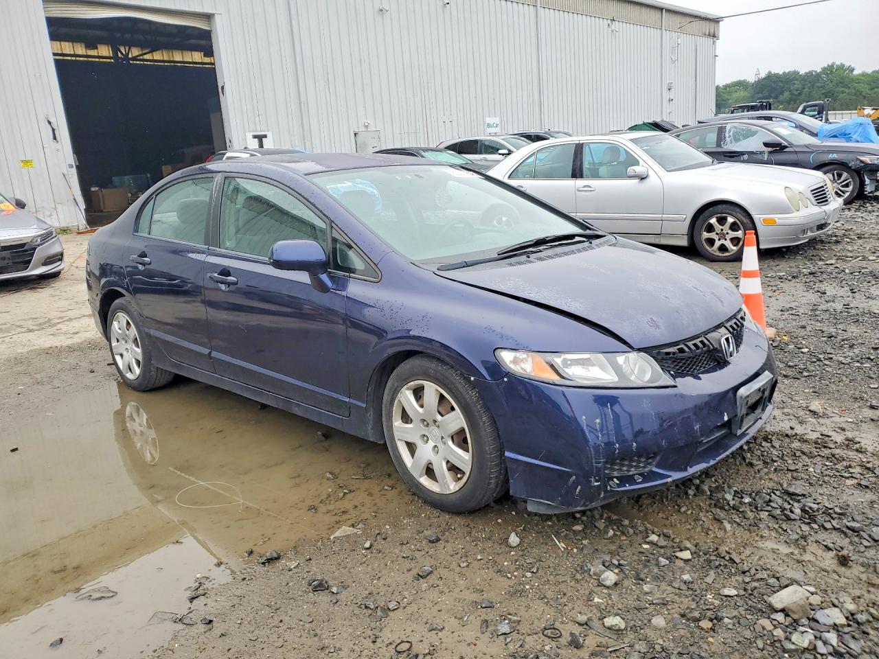 2011 Honda Civic Lx Blue vin: 2HGFA1F50BH524782
