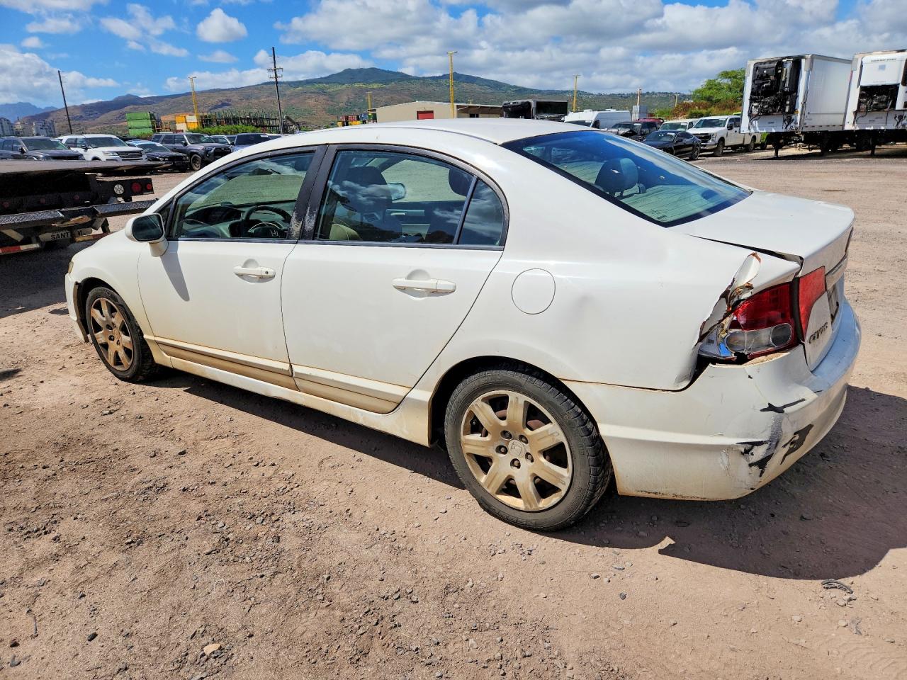 2011 Honda Civic Lx Белый vin: 2HGFA1F50BH534129