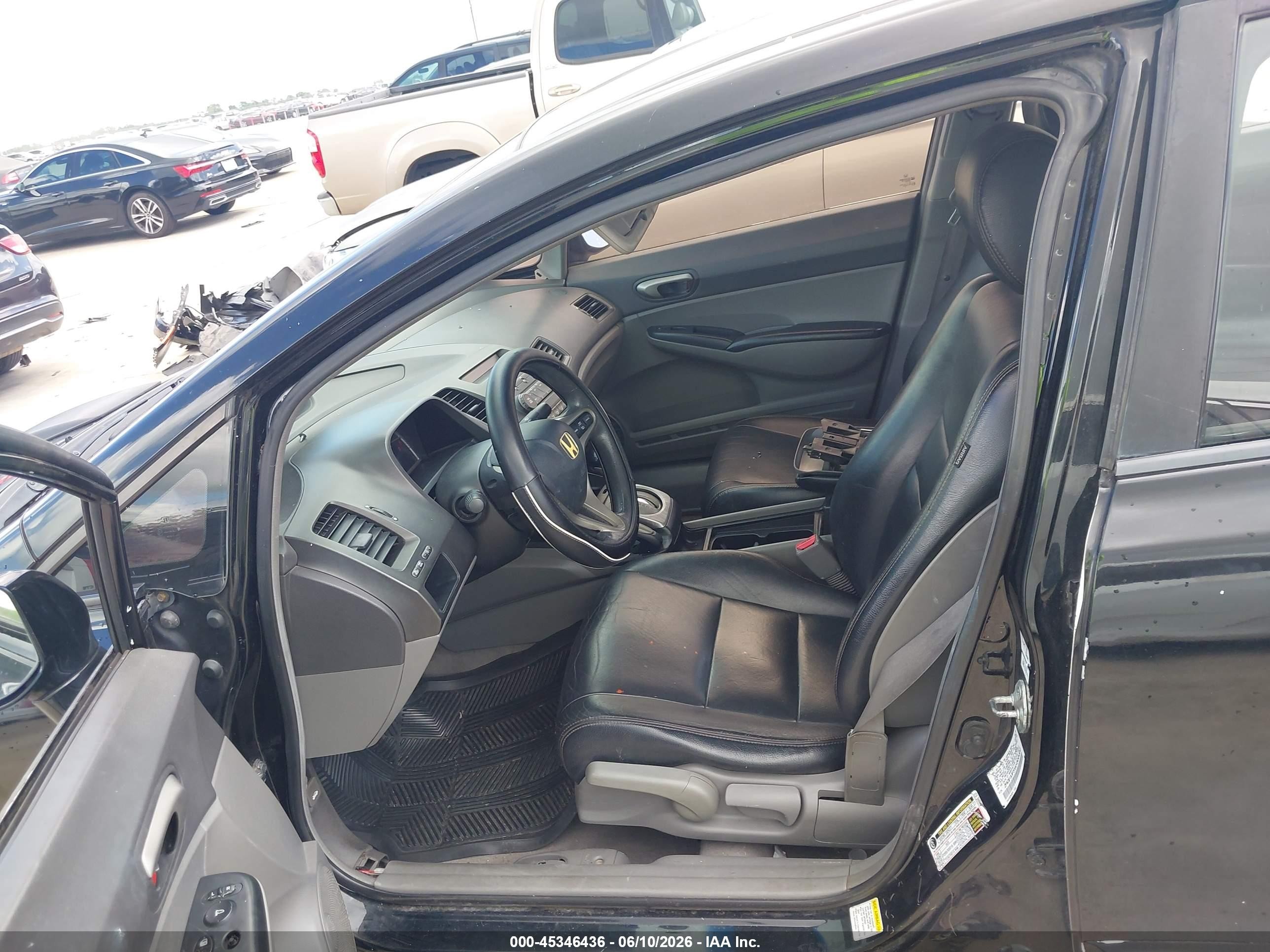 2010 Honda Civic Lx Black vin: 2HGFA1F51AH300080