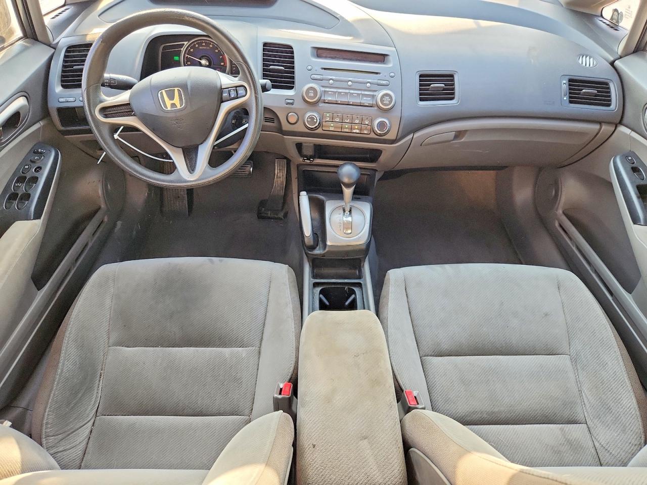 2010 Honda Civic Lx Silver vin: 2HGFA1F51AH316358