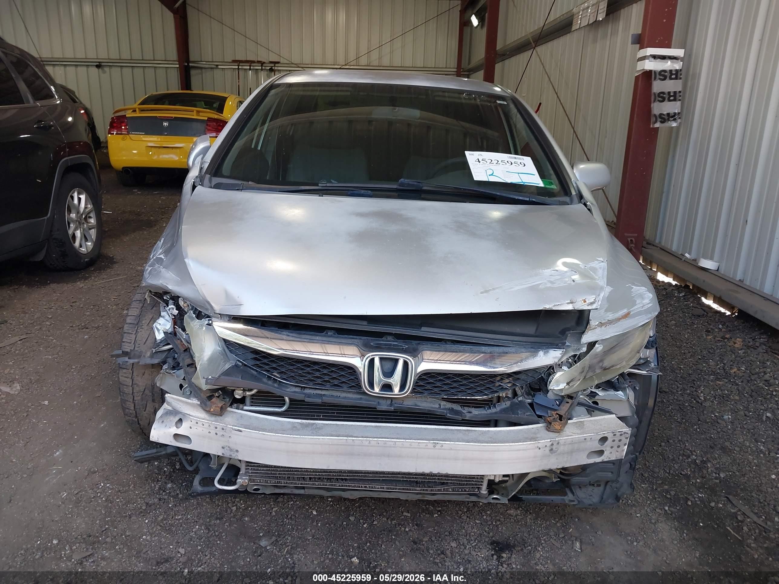 2010 Honda Civic Lx Silver vin: 2HGFA1F51AH319101