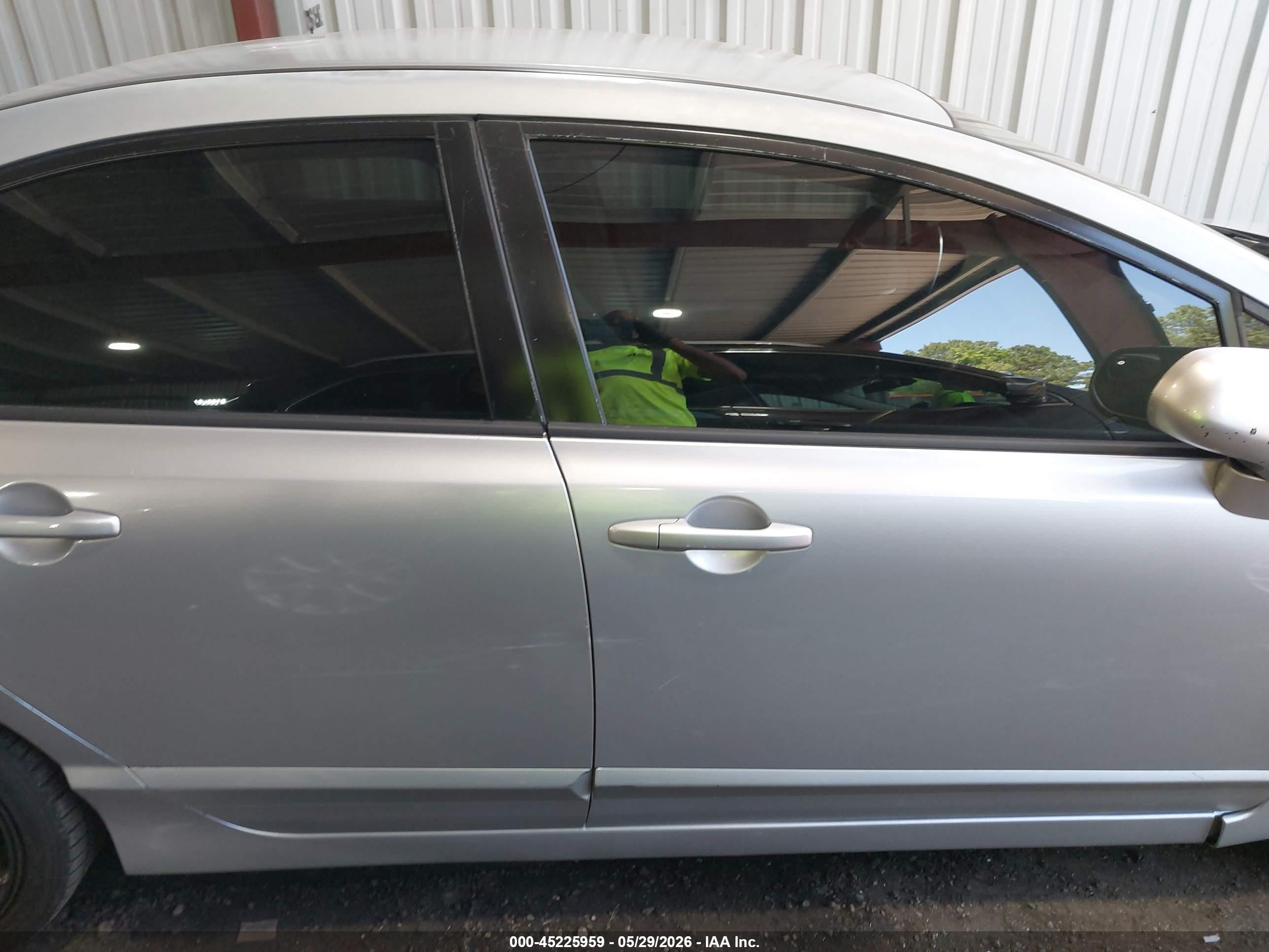 2010 Honda Civic Lx Silver vin: 2HGFA1F51AH319101