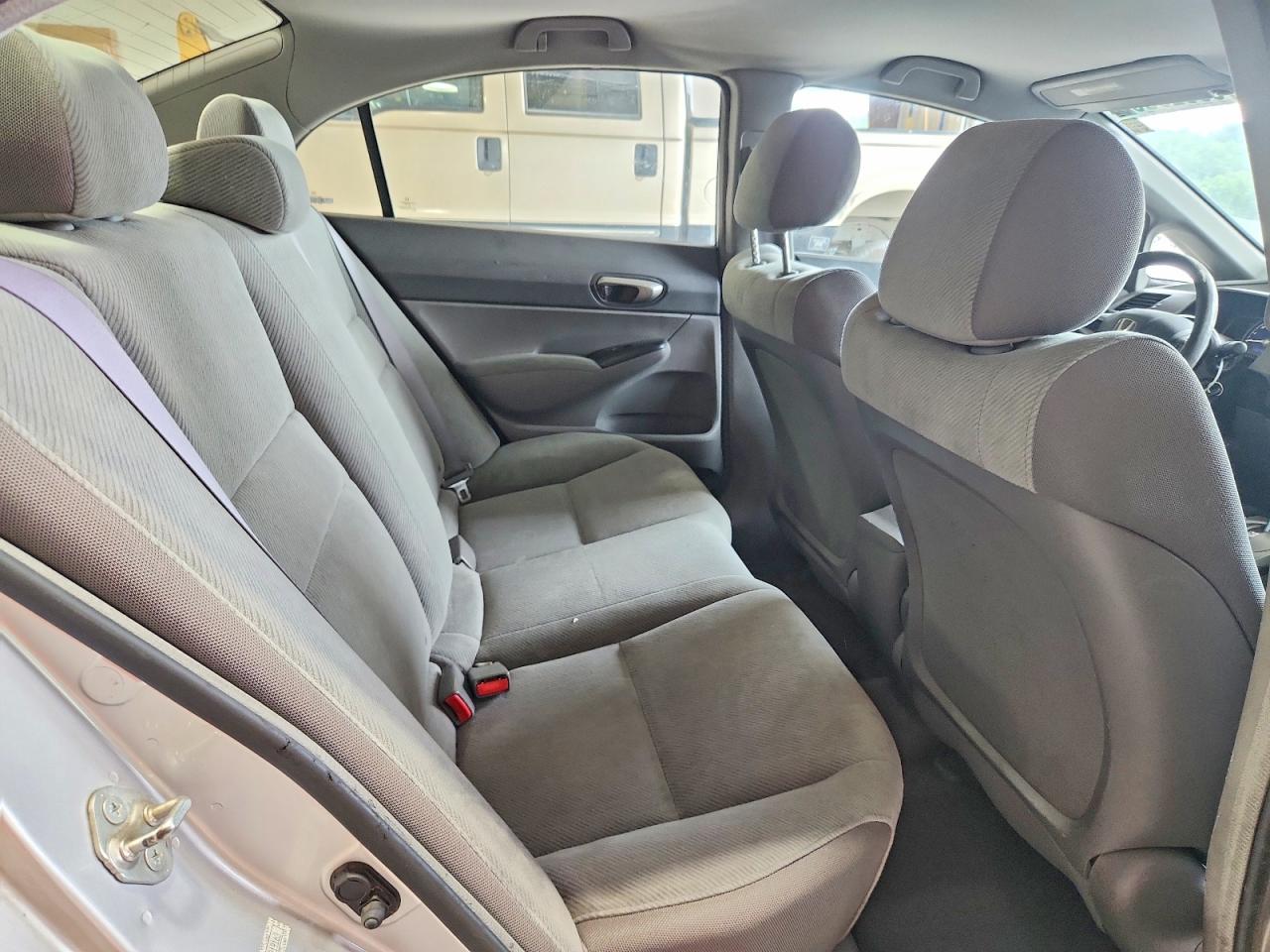 2010 Honda Civic Lx Silver vin: 2HGFA1F51AH319163