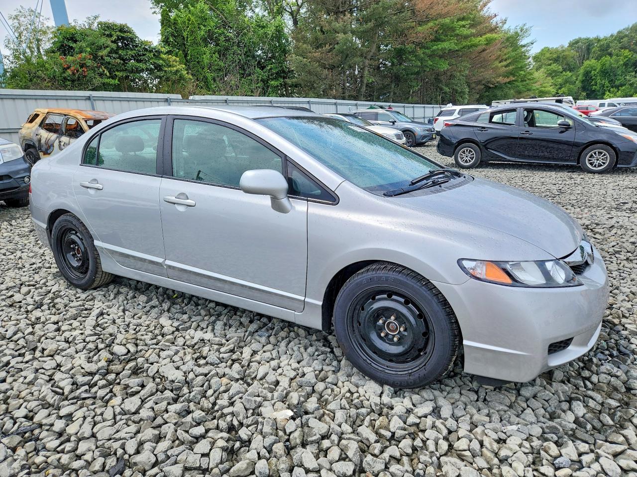 2010 Honda Civic Lx Silver vin: 2HGFA1F51AH321852