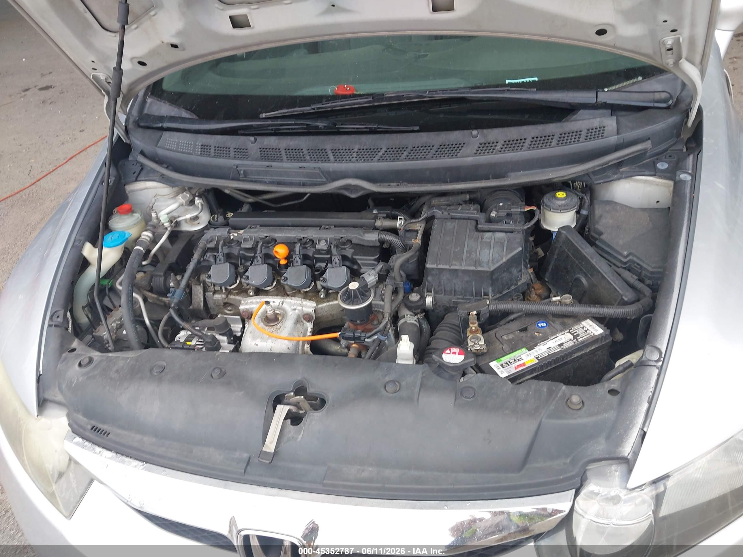 2010 Honda Civic Lx Silver vin: 2HGFA1F51AH329983
