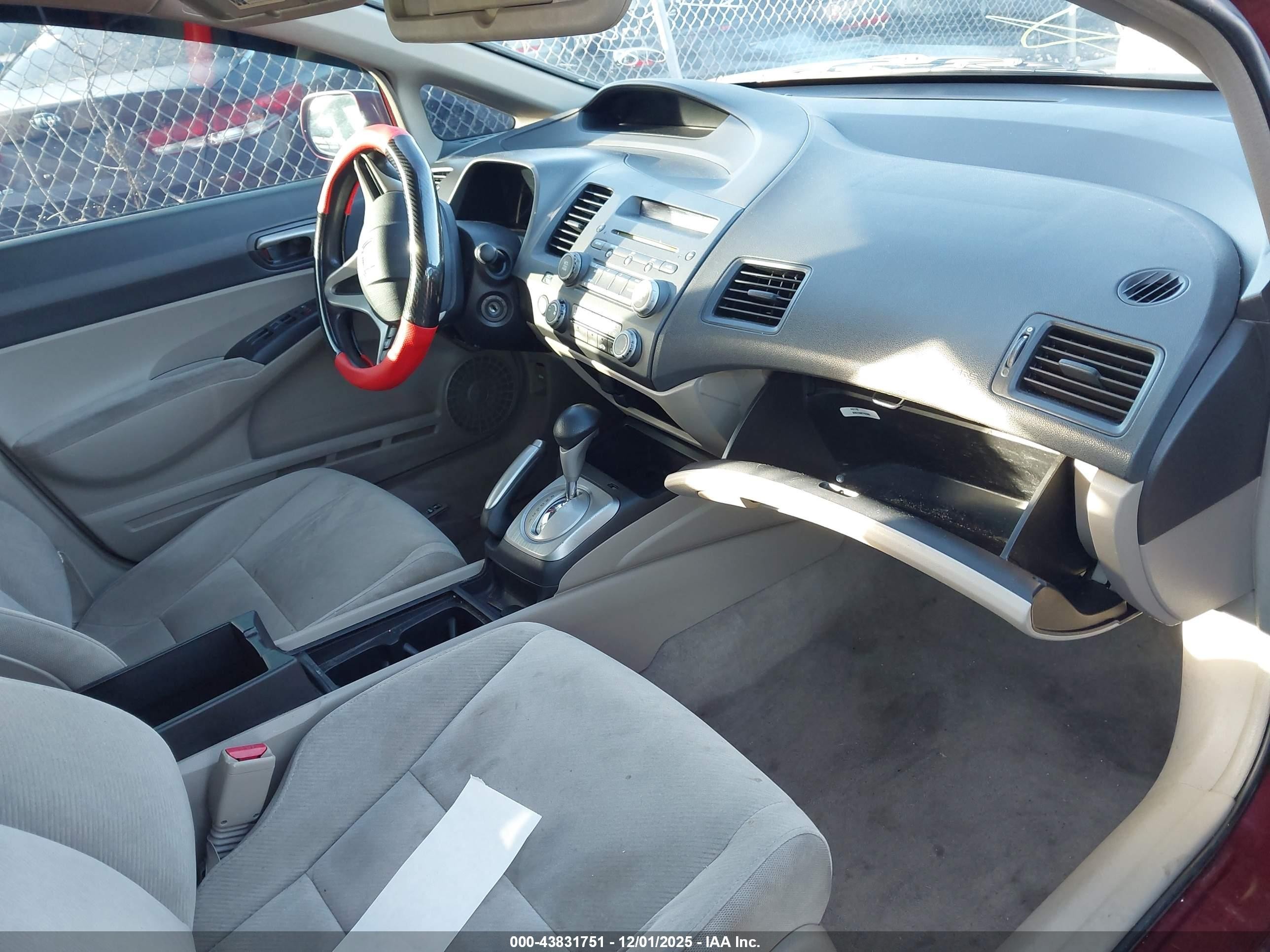 2010 Honda Civic Lx Красный vin: 2HGFA1F51AH535109