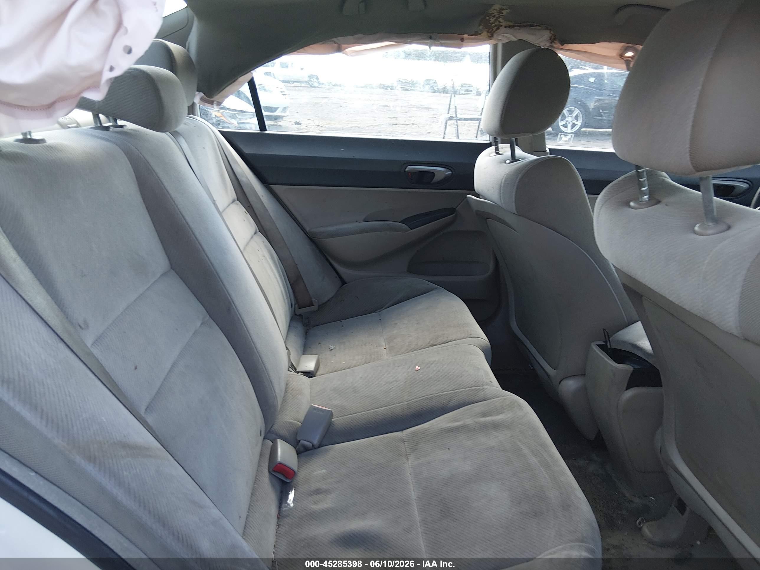 2010 Honda Civic Lx White vin: 2HGFA1F51AH549110