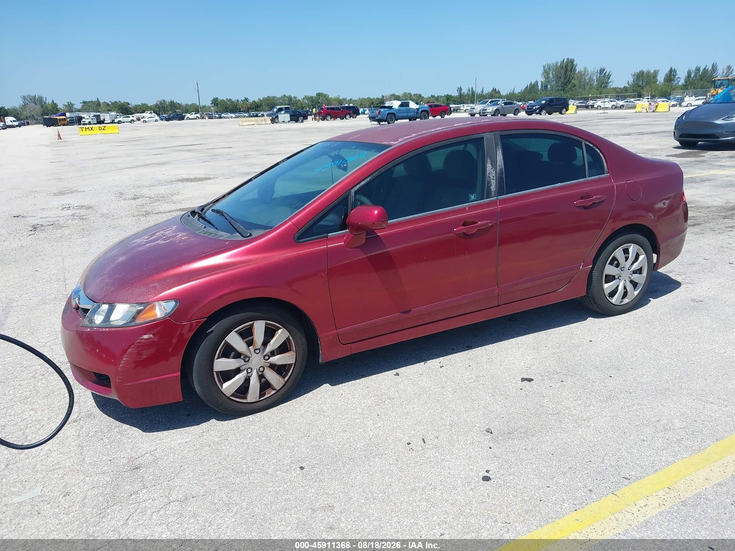 2010 Honda Civic Lx Красный vin: 2HGFA1F51AH560804