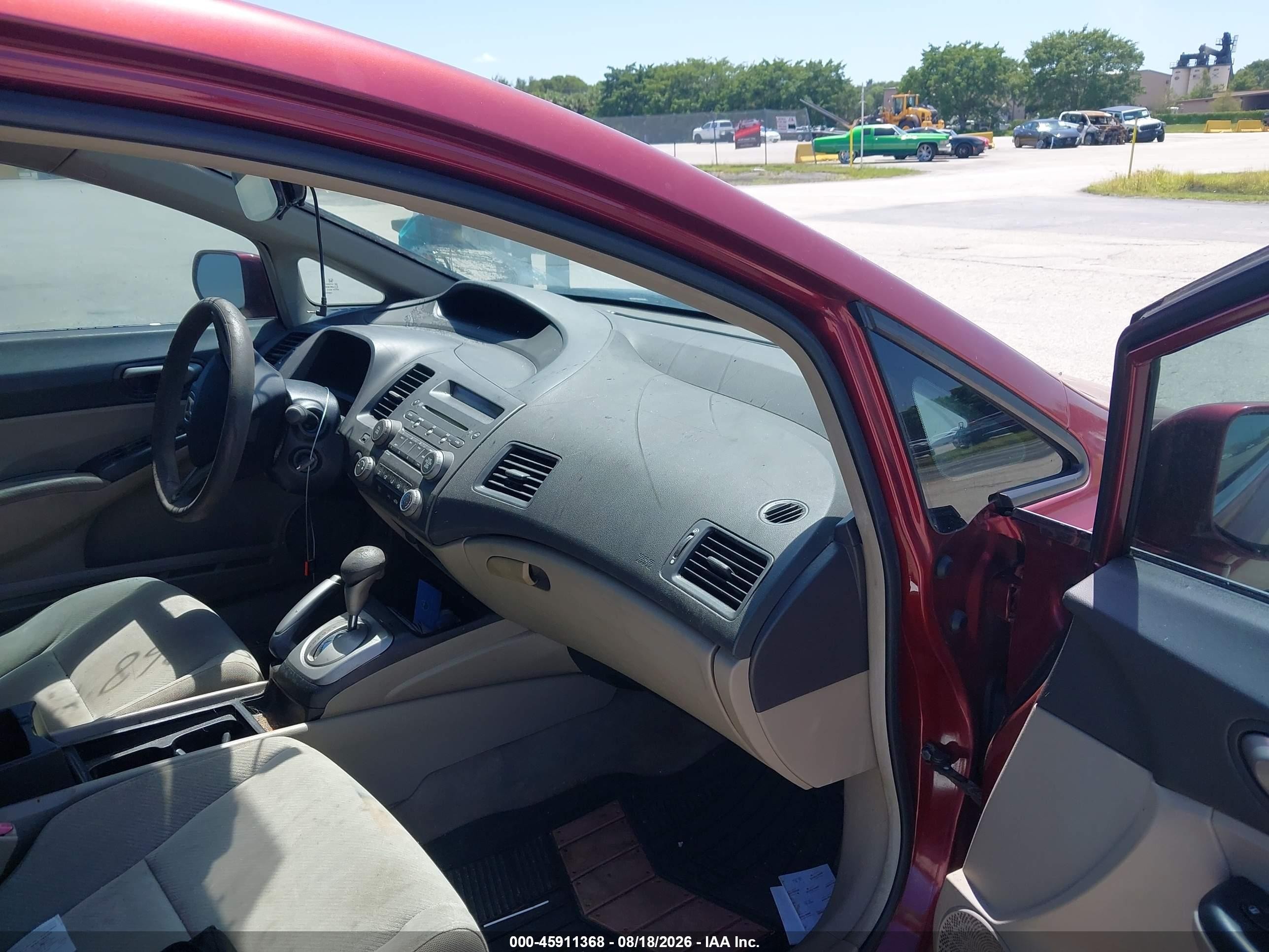 2010 Honda Civic Lx Красный vin: 2HGFA1F51AH560804